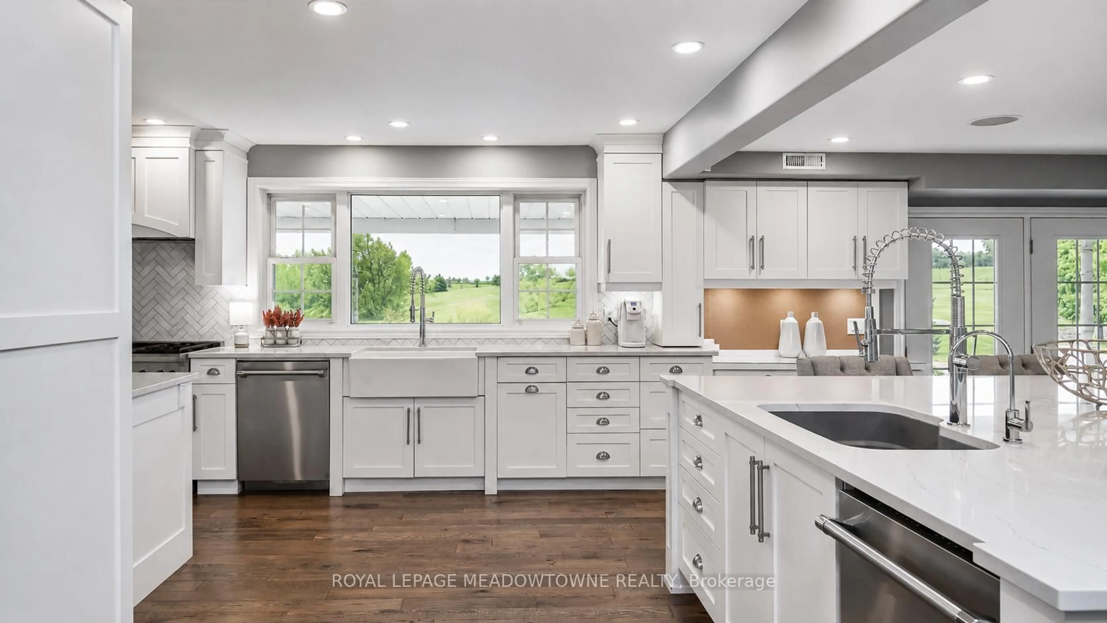 Open concept kitchen, ceramic/tile floor for 5169 Wellington 125 Rd, Erin Ontario L7J 2L8