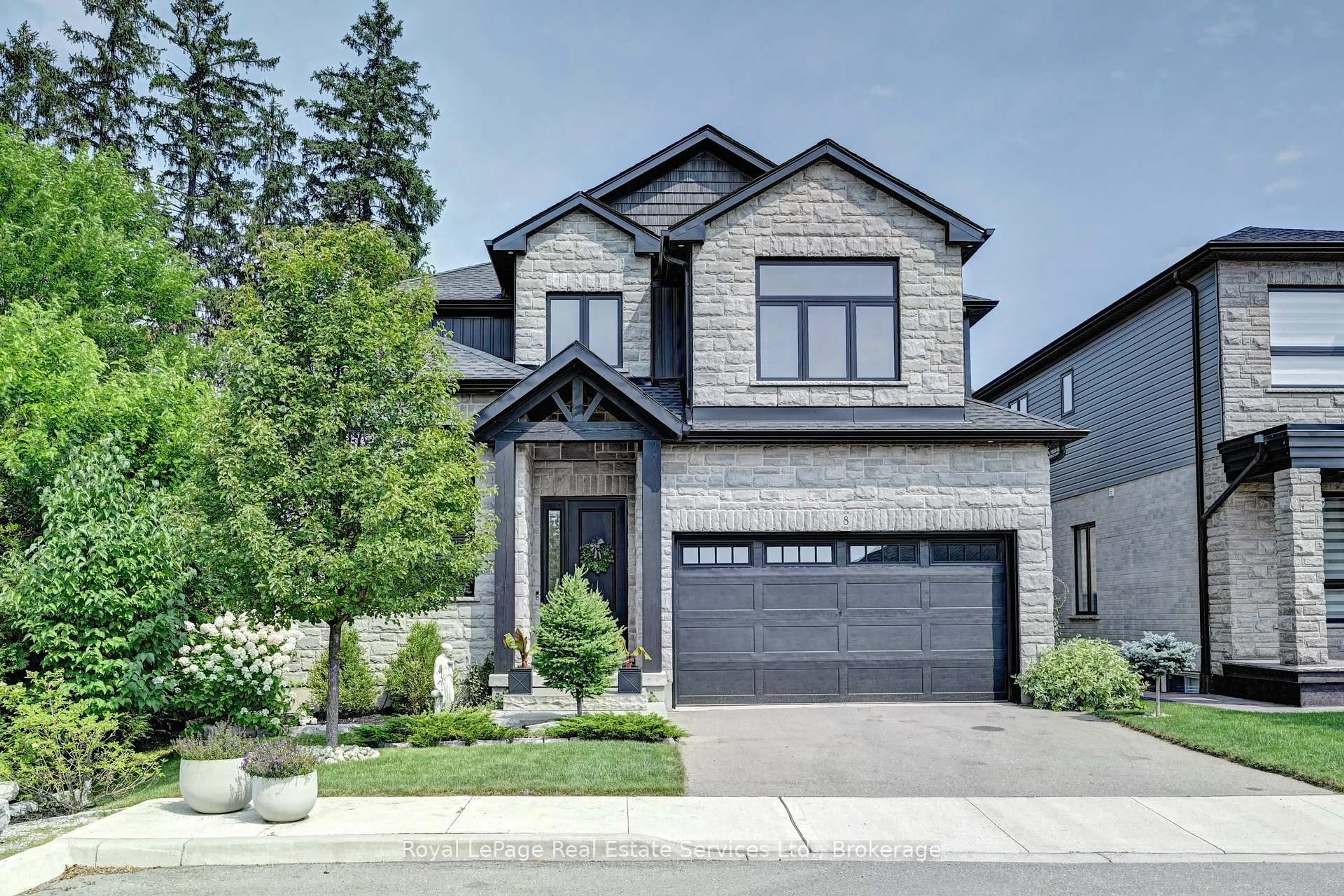 Home with brick exterior material, street for 450 Bridgeport Rd #8, Kitchener Ontario N2K 1N7