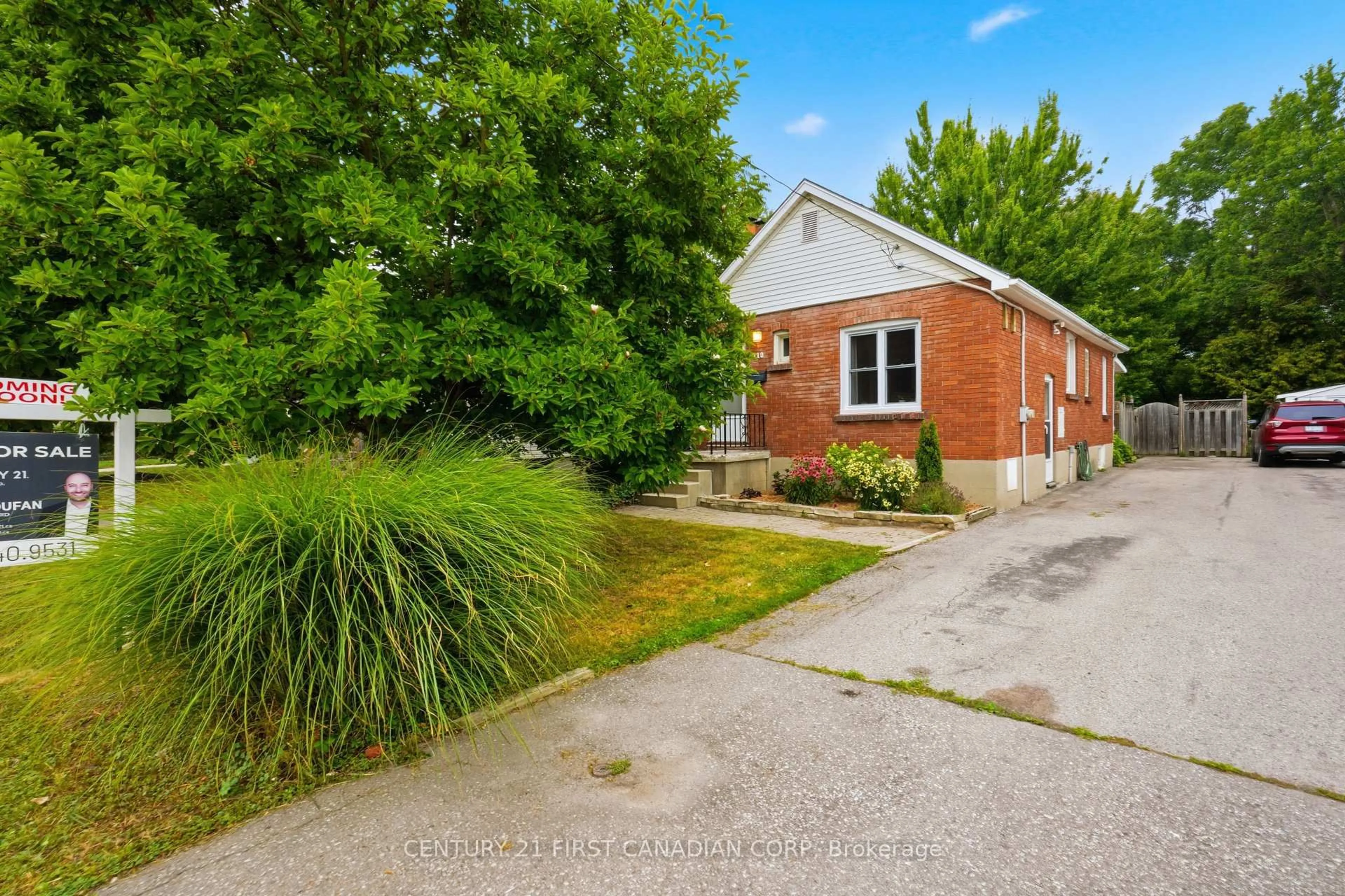 Home with brick exterior material, street for 110 Emery St #110, London South Ontario N6C 2E1