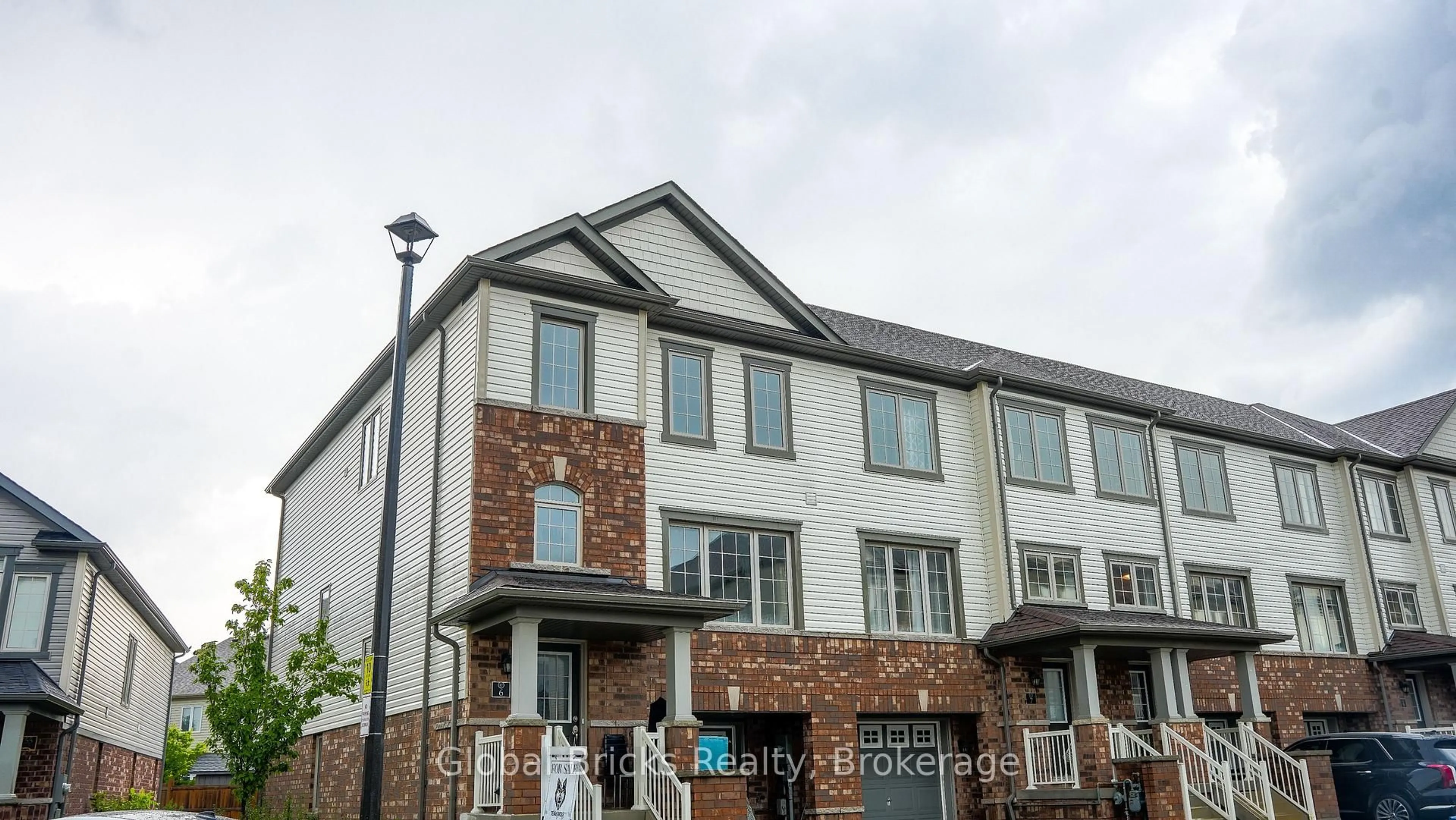 Unknown for 755 Linden Dr #6, Cambridge Ontario N3H 0E4
