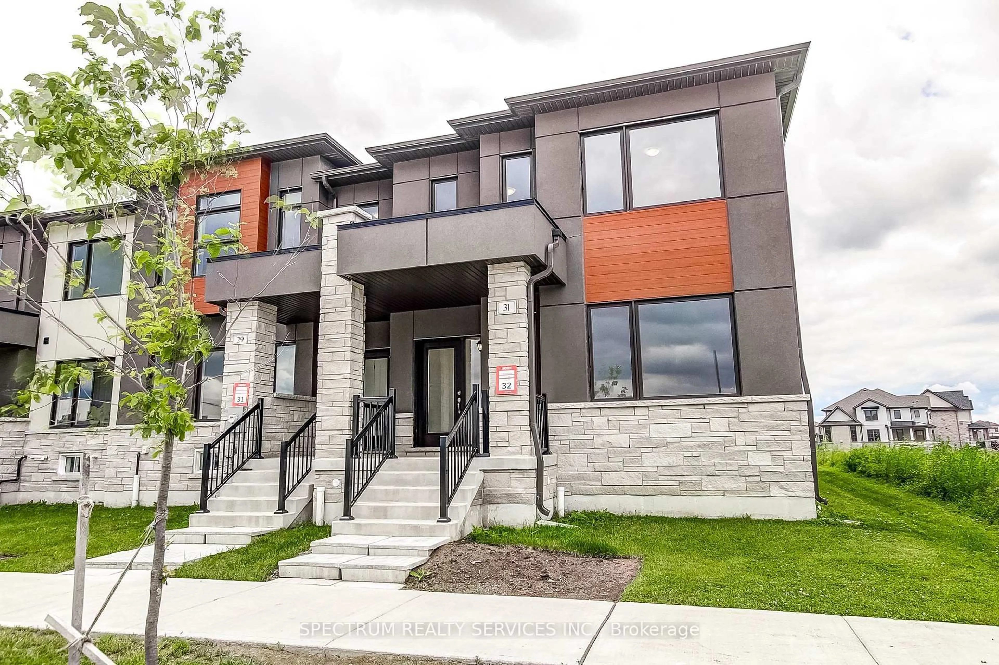 Home with brick exterior material, street for 31 Strickland Ave, Brant Ontario N3T 0X7