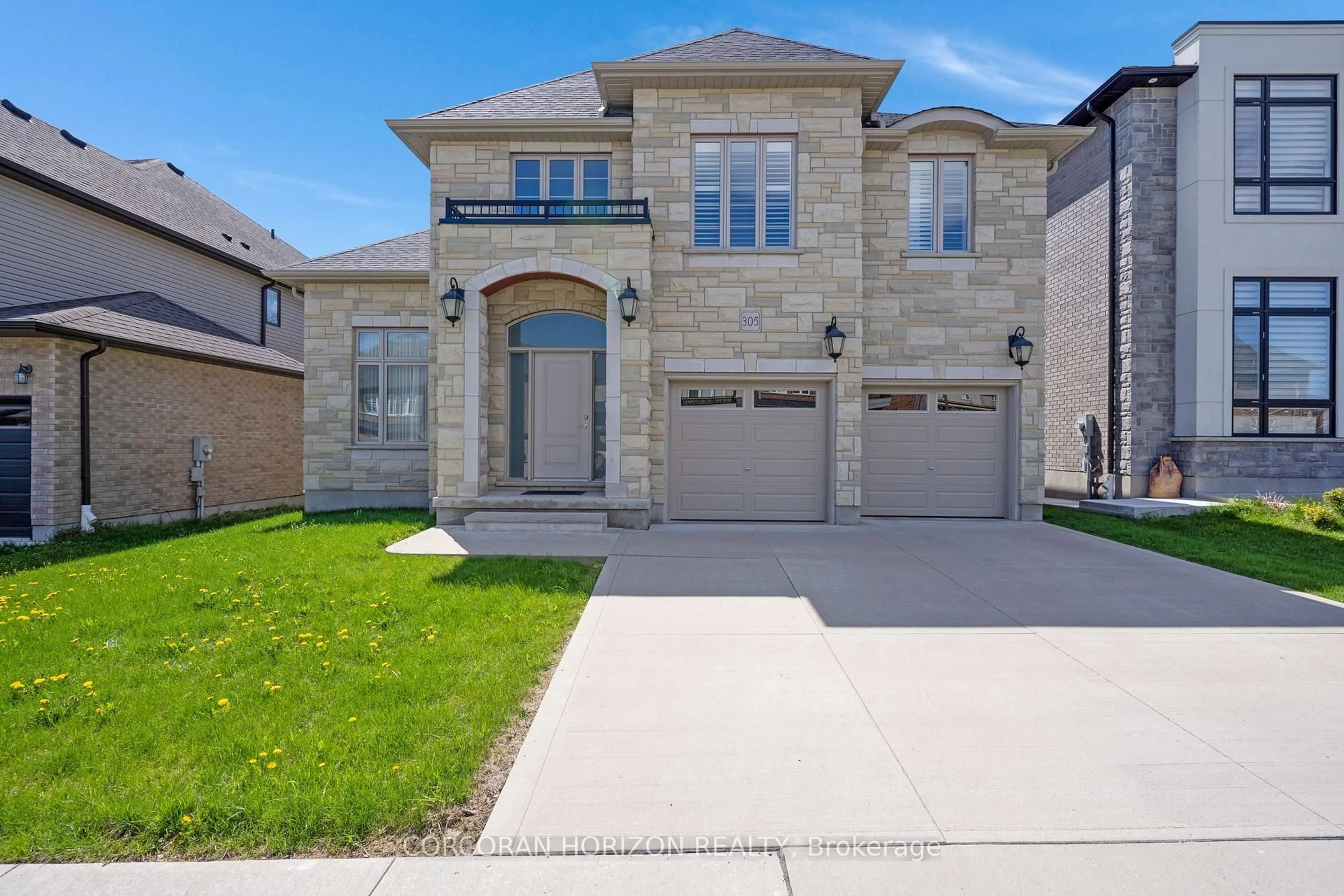 Home with brick exterior material, street for 305 Blair Creek Dr, Kitchener Ontario N2P 0G4