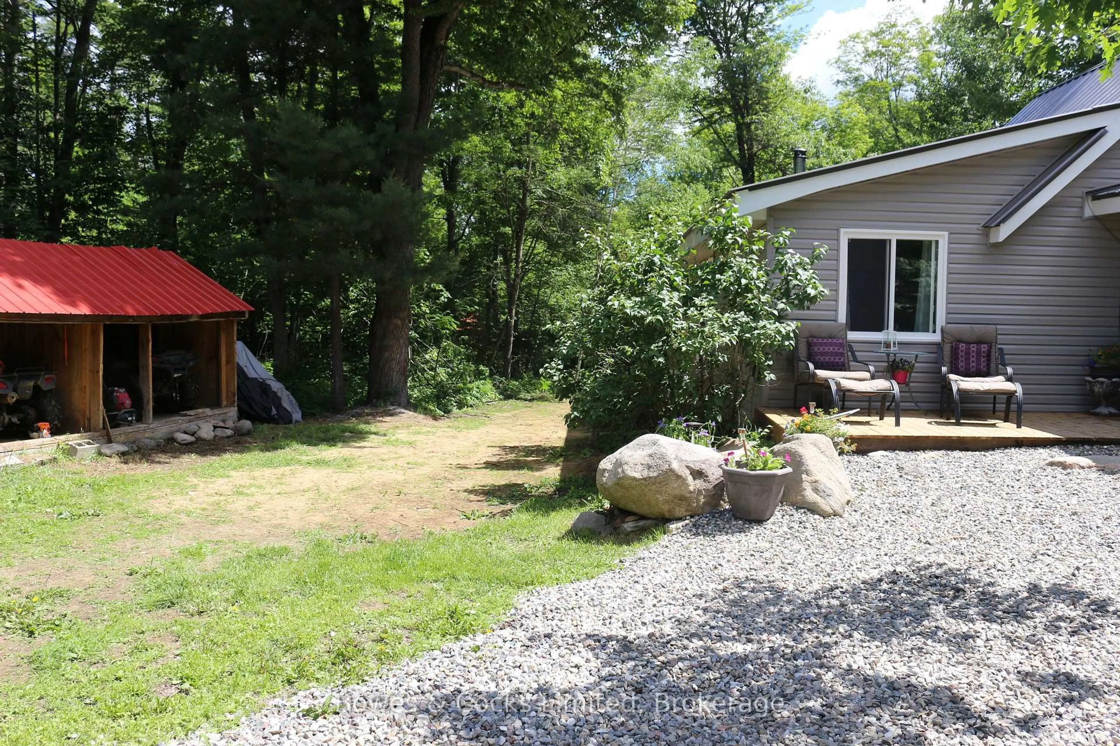 Patio, unknown for 1849 Bordenwood Rd, Arden Ontario K0H 1B0