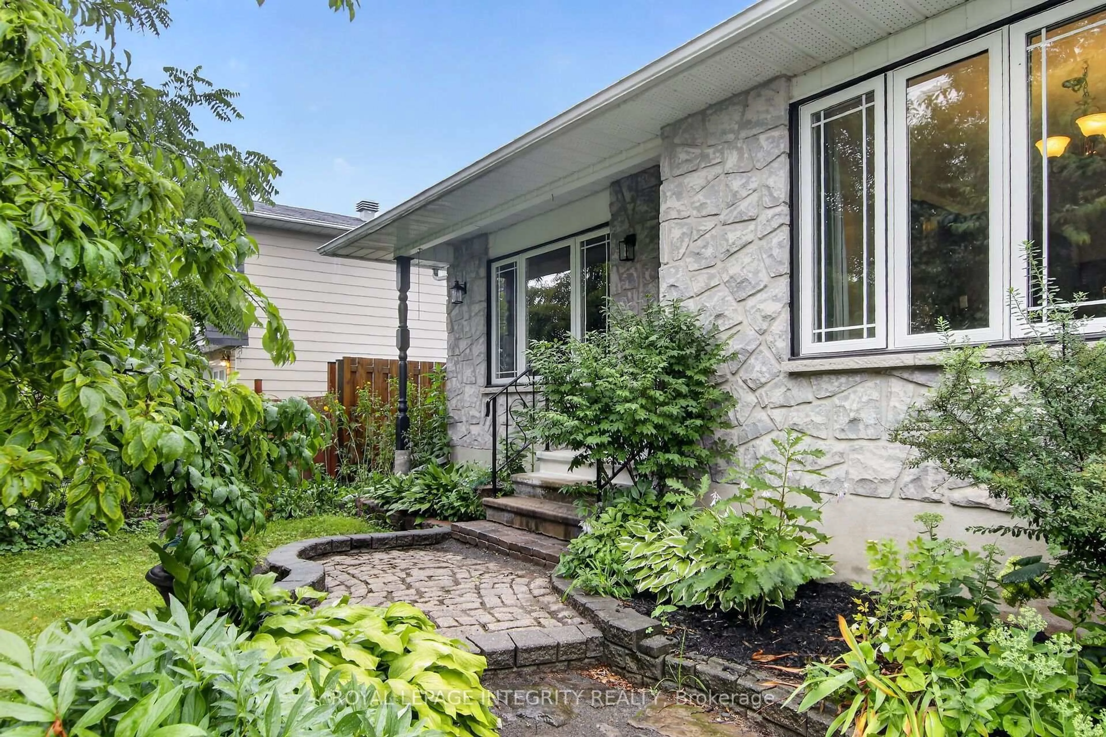 Unknown for 333 Charron St, Clarence-Rockland Ontario K4K 1B2