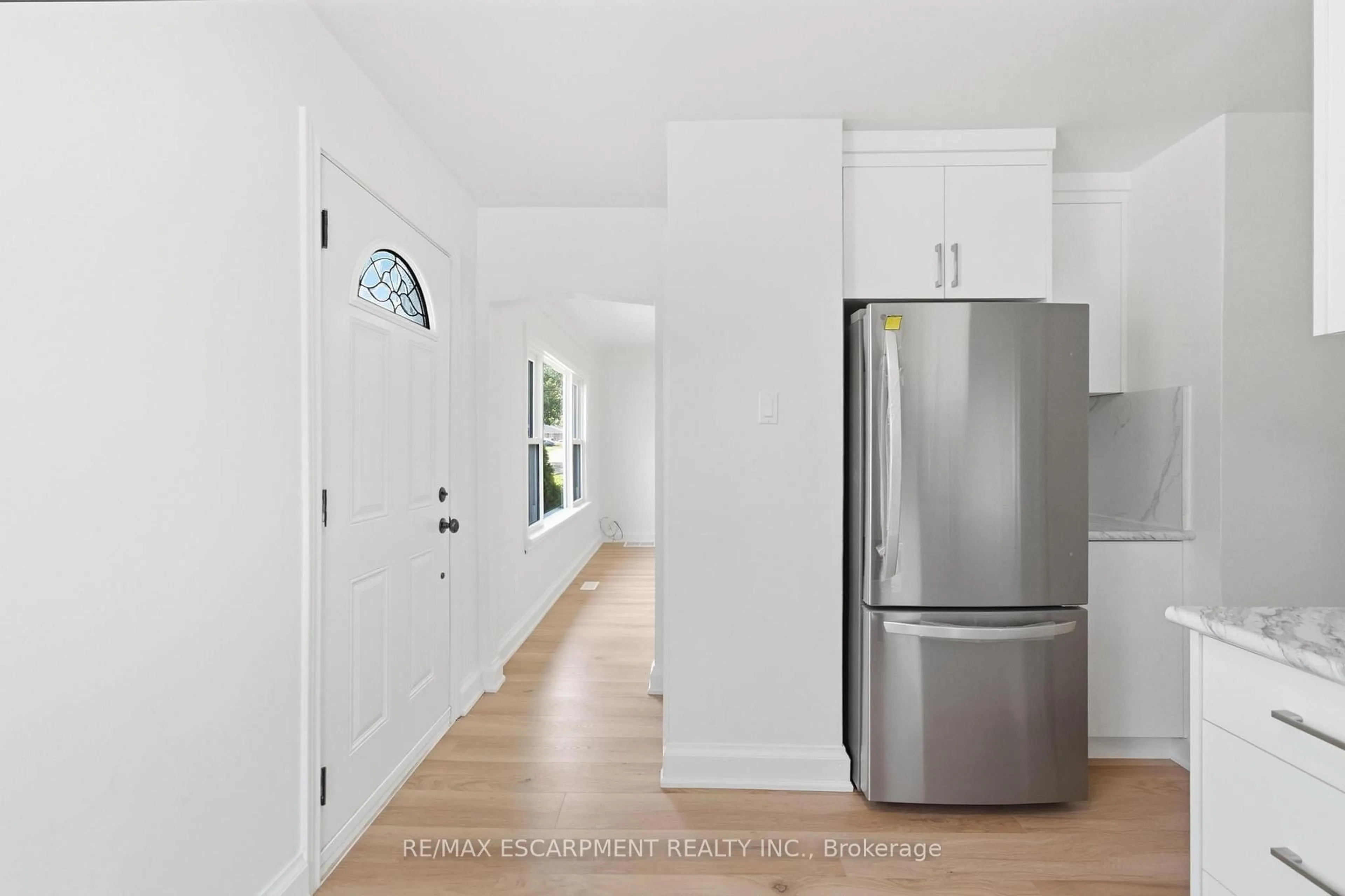 Unknown for 22 David Ave, Hamilton Ontario L9A 3V1