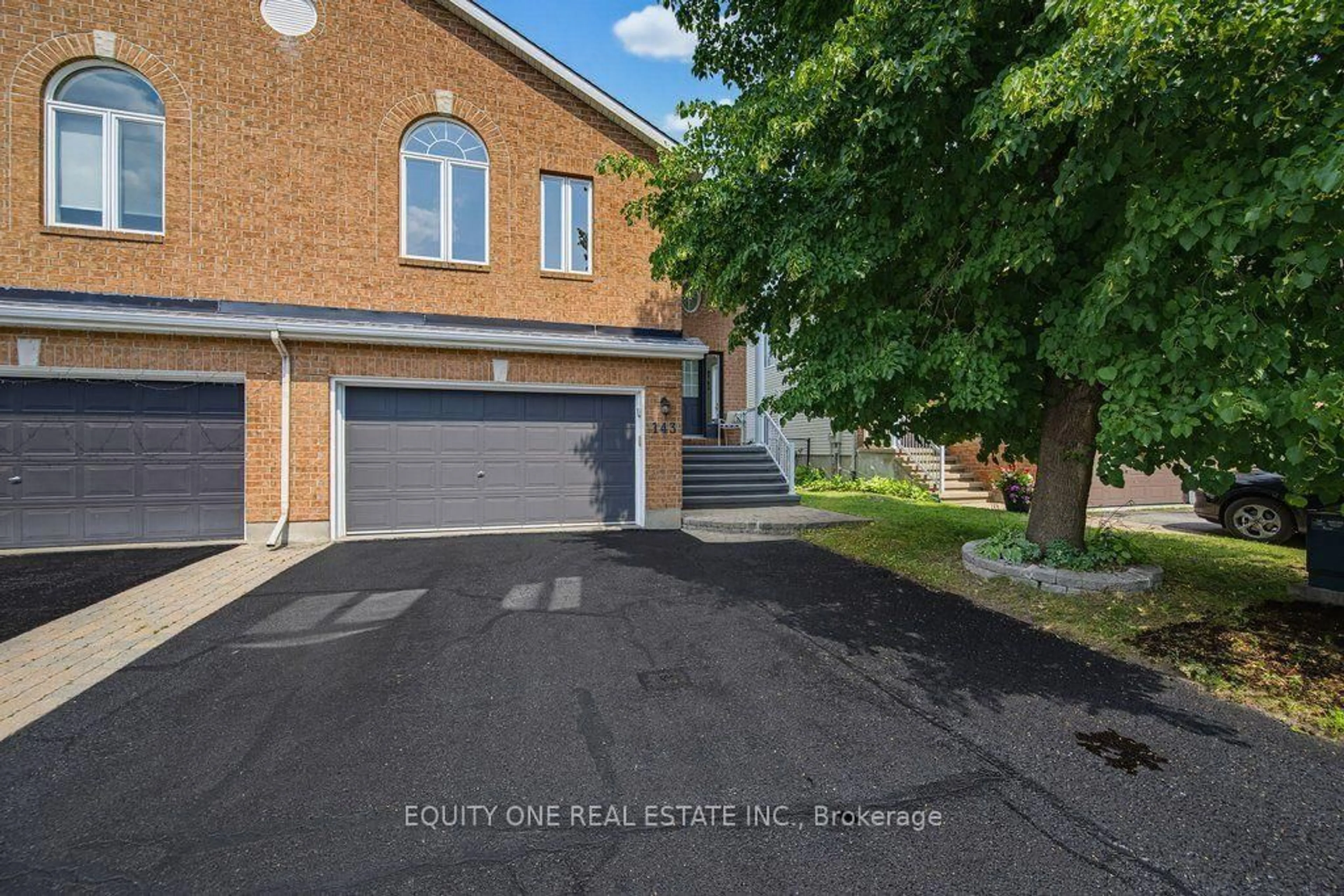 A pic from outside/outdoor area/front of a property/back of a property/a pic from drone, street for 143 Castle Glen Cres, Ottawa Ontario K2L 4G9