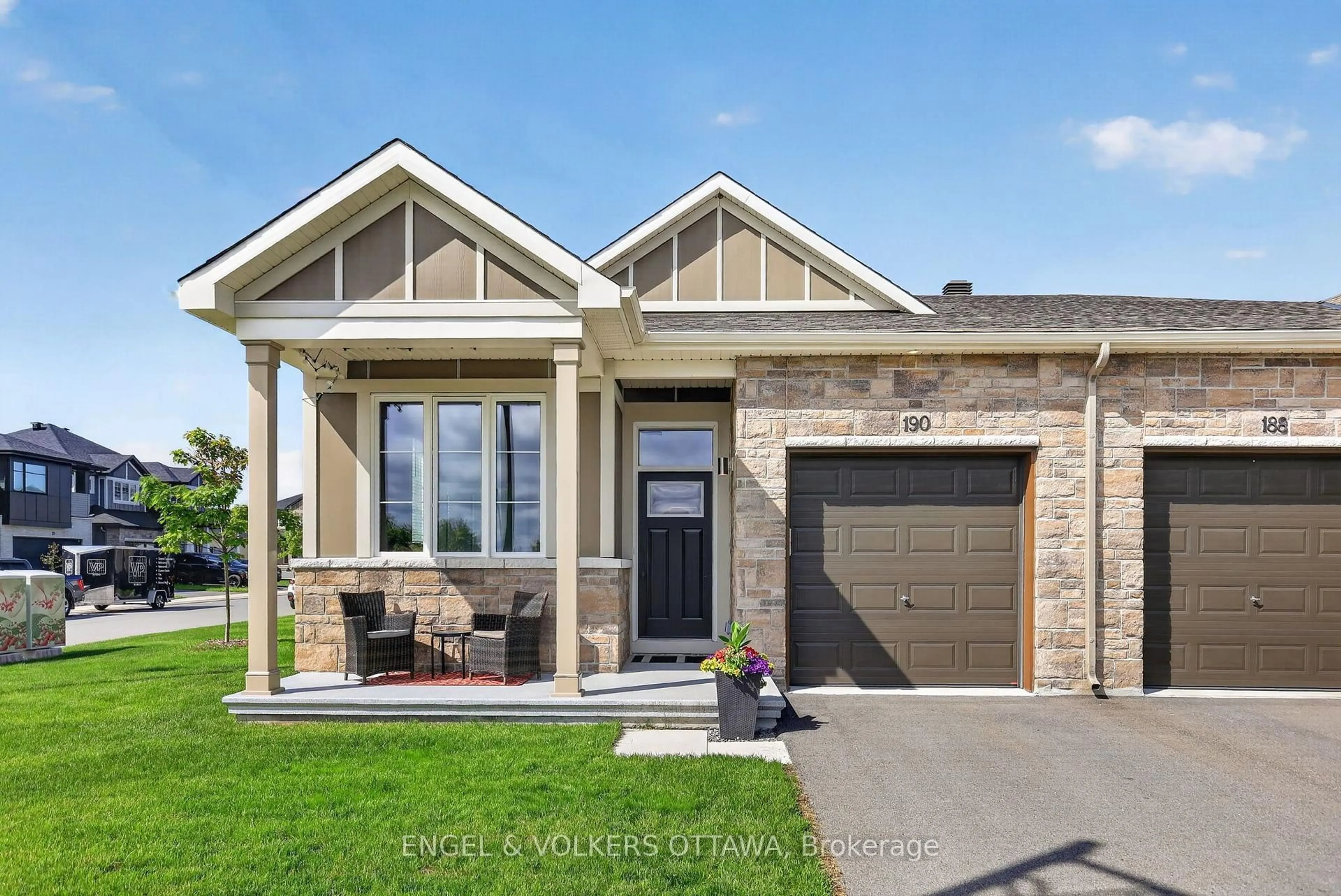 Home with brick exterior material, street for 190 Rathwell St, Carleton Place Ontario K7C 0H9