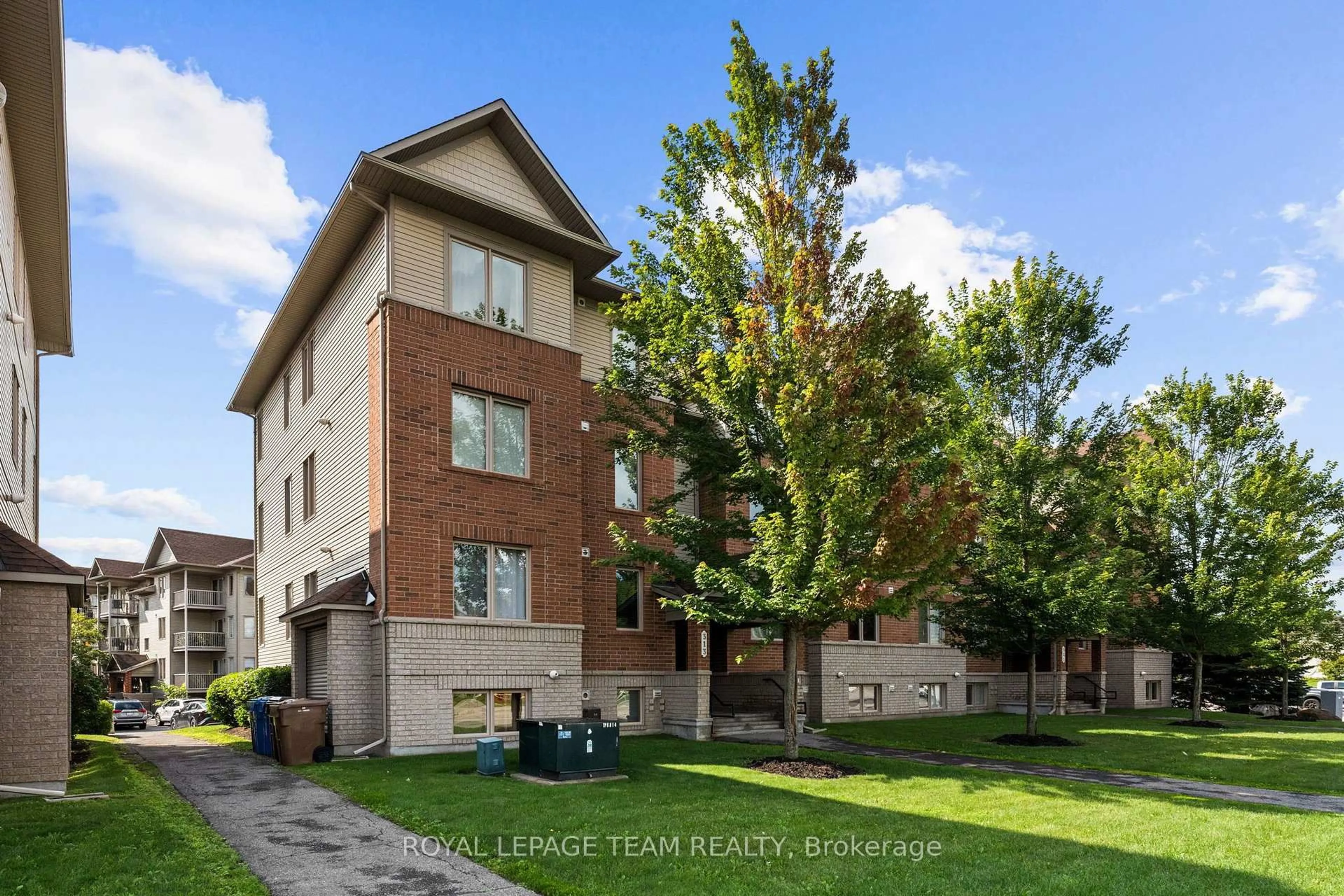 Home with brick exterior material, street for 313 Cresthaven Dr #2, Ottawa Ontario K2G 4R5
