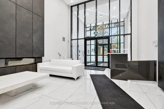 15 Queen St #1302, Hamilton 4