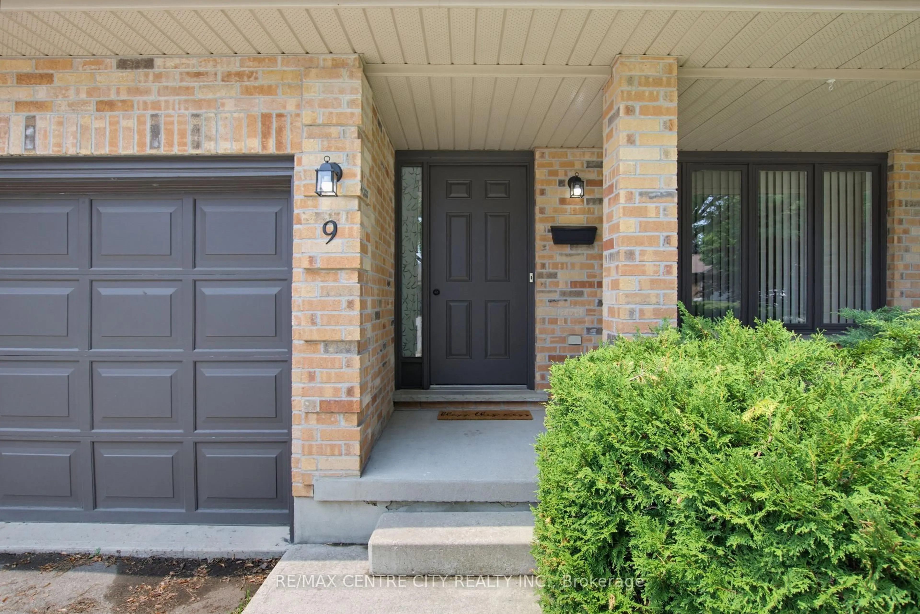 Home with brick exterior material, street for 9 Yarmouth Dr, London East Ontario N5V 4T9