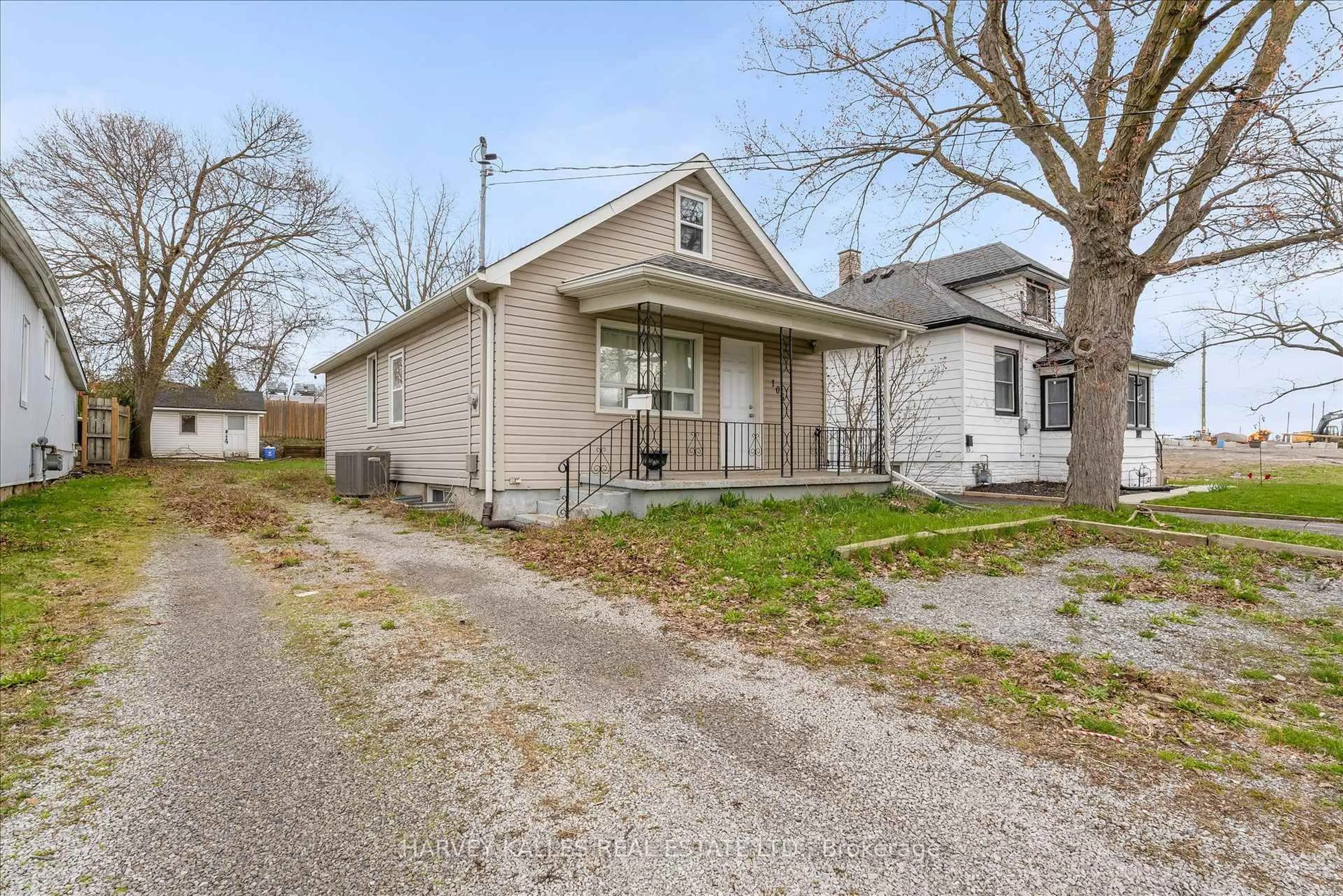 Unknown for 105 Ormond St, Thorold Ontario L2V 1Z3