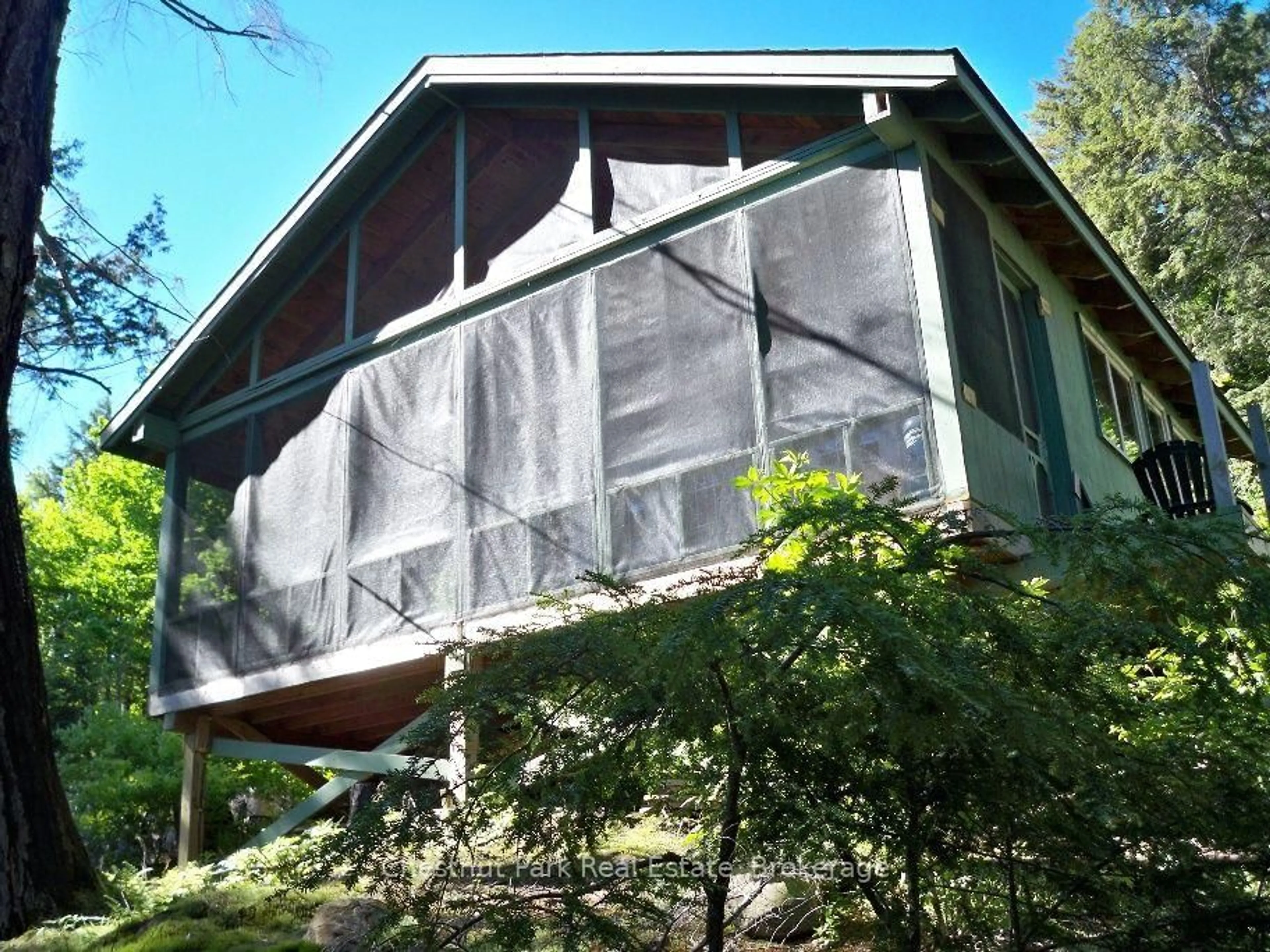 Home with vinyl exterior material, unknown for 50 Cache Lake APL1322, South Algonquin Ontario P0A 1H0