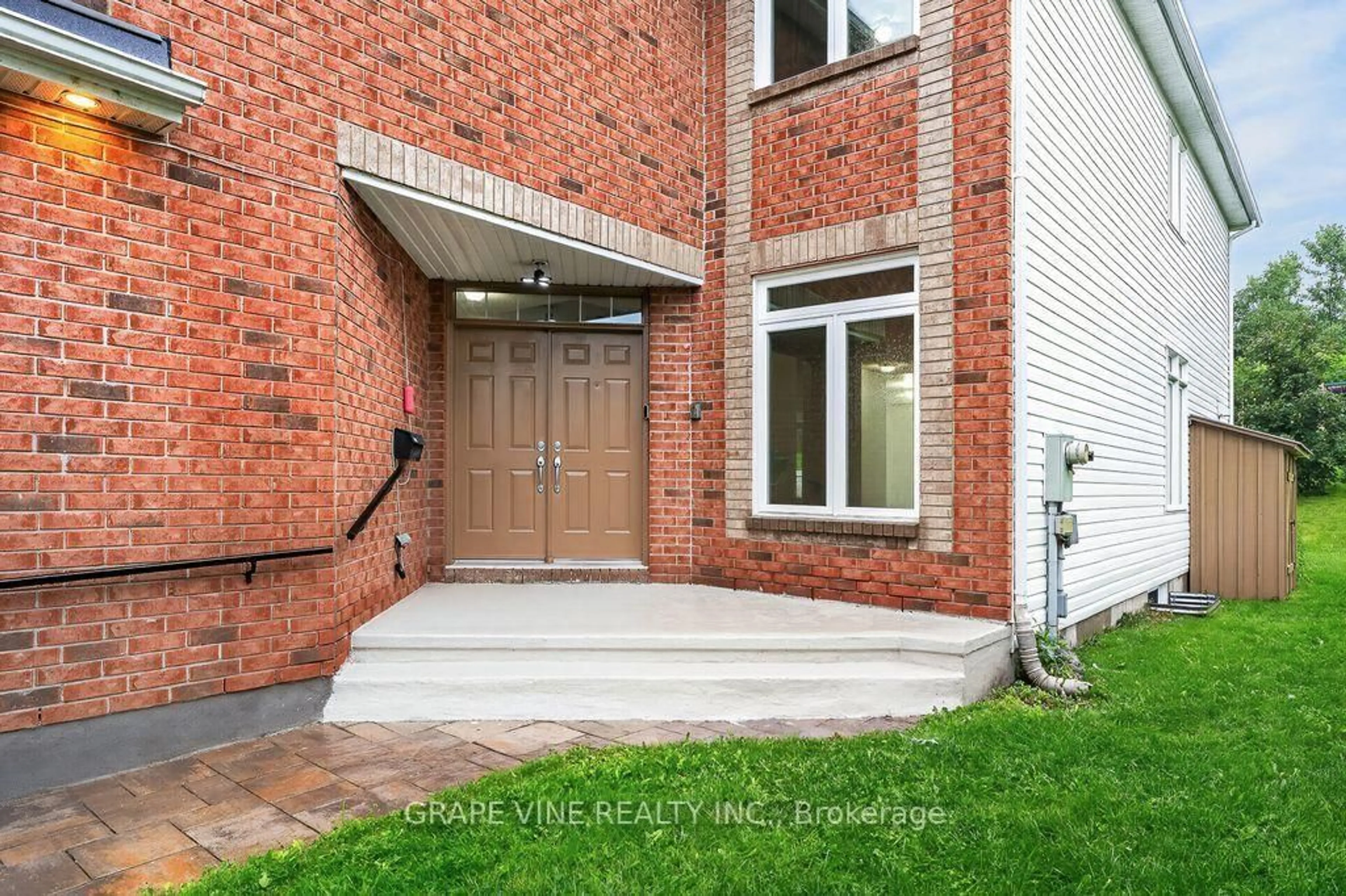 Home with brick exterior material, street for 105 Rowallen Pl, Ottawa Ontario K1T 4E3