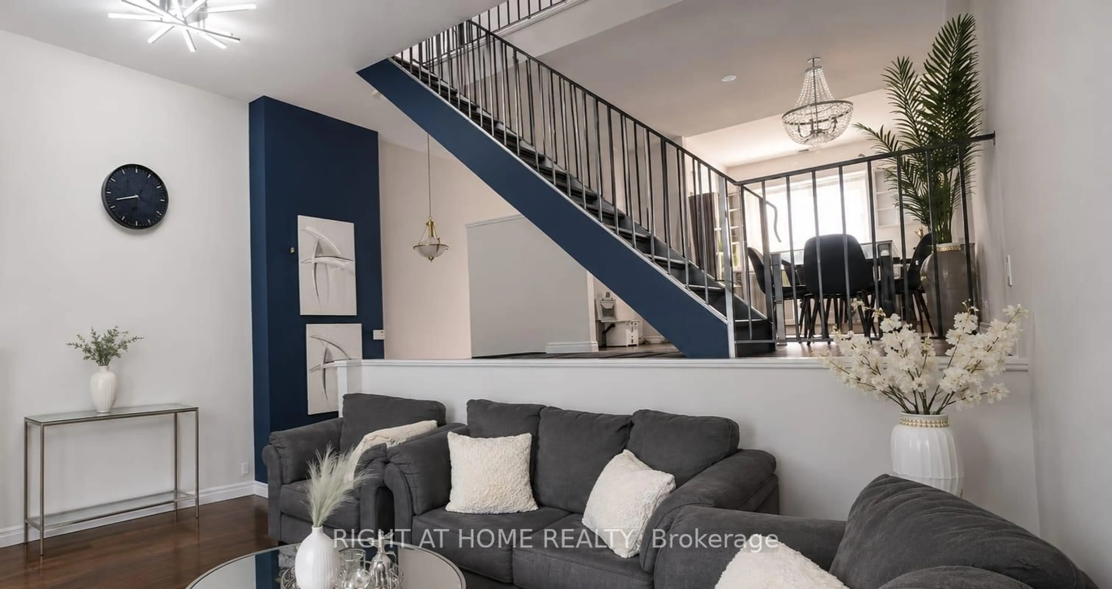 Living room with furniture, unknown for 589 Beechwood Dr #32, Waterloo Ontario N2T 2K9