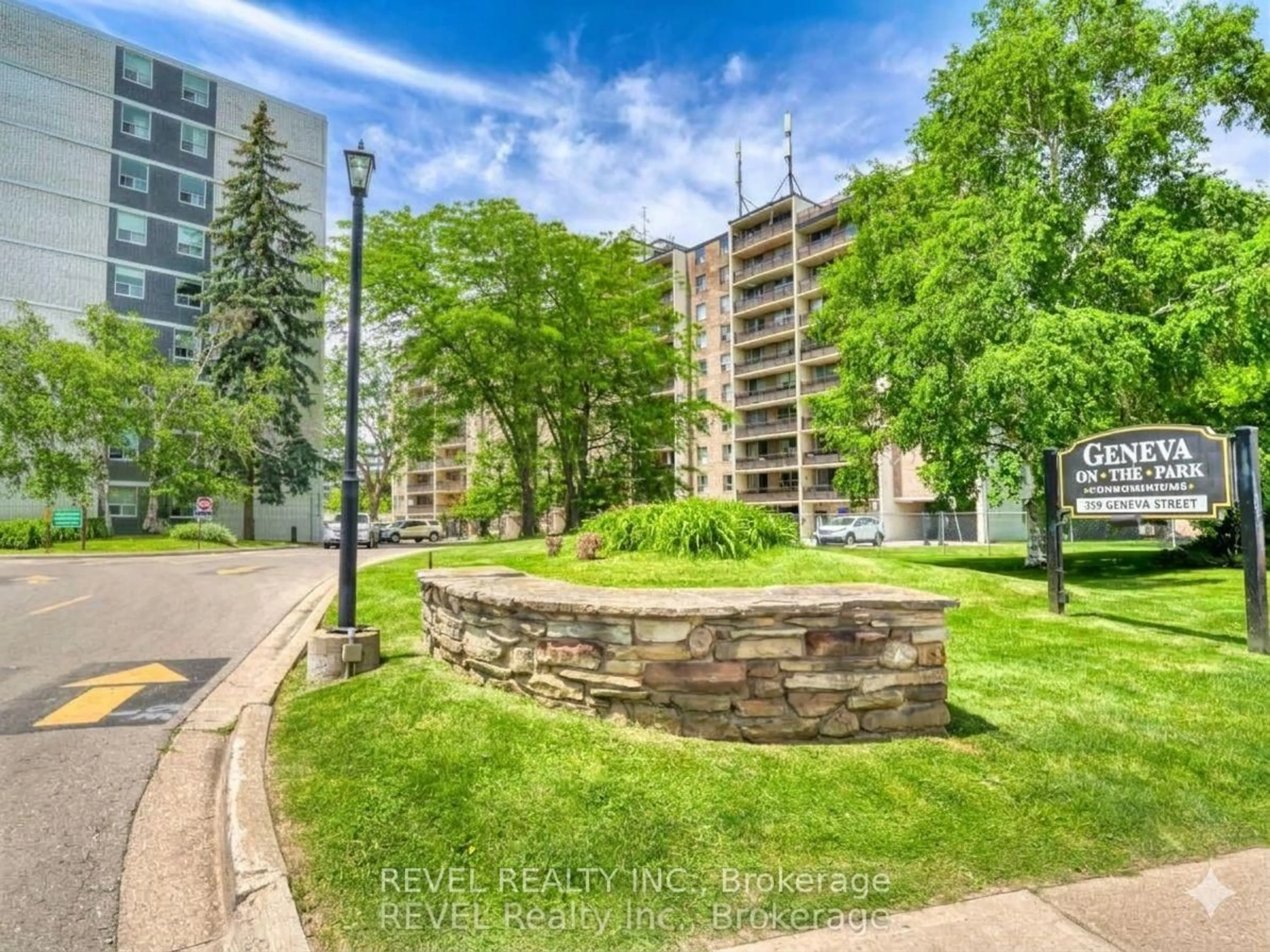 A pic from outside/outdoor area/front of a property/back of a property/a pic from drone, street for 359 Geneva St #407, St. Catharines Ontario L2N 2G5