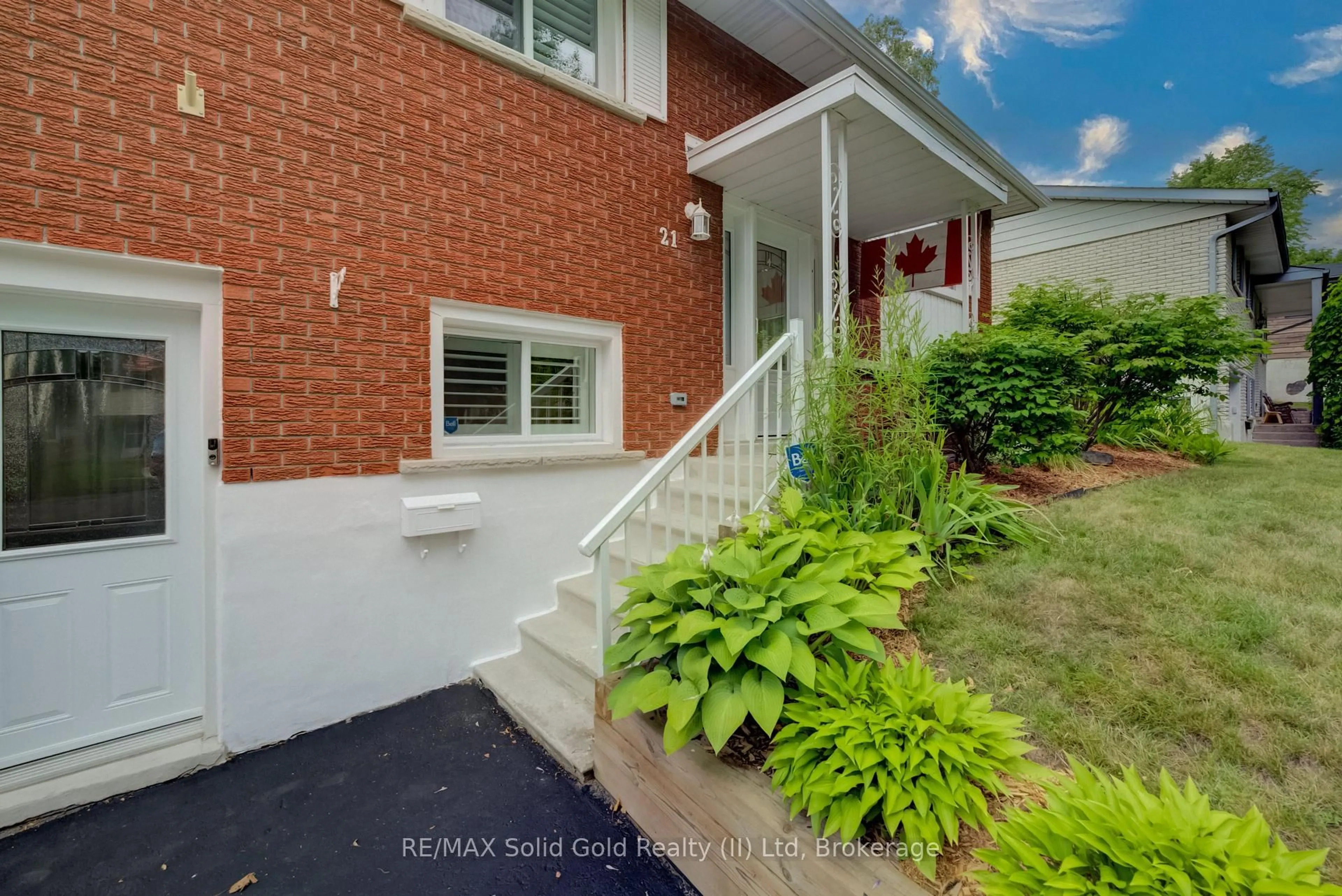 Unknown for 21 Kelly Dr, Kitchener Ontario N2M 1V7
