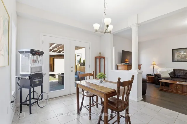 18 Vic Chambers Pl, Brant 5