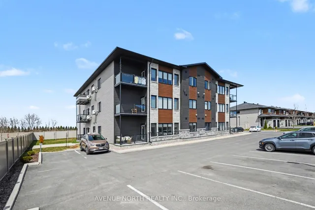 271 Belfort St #102, Russell 3
