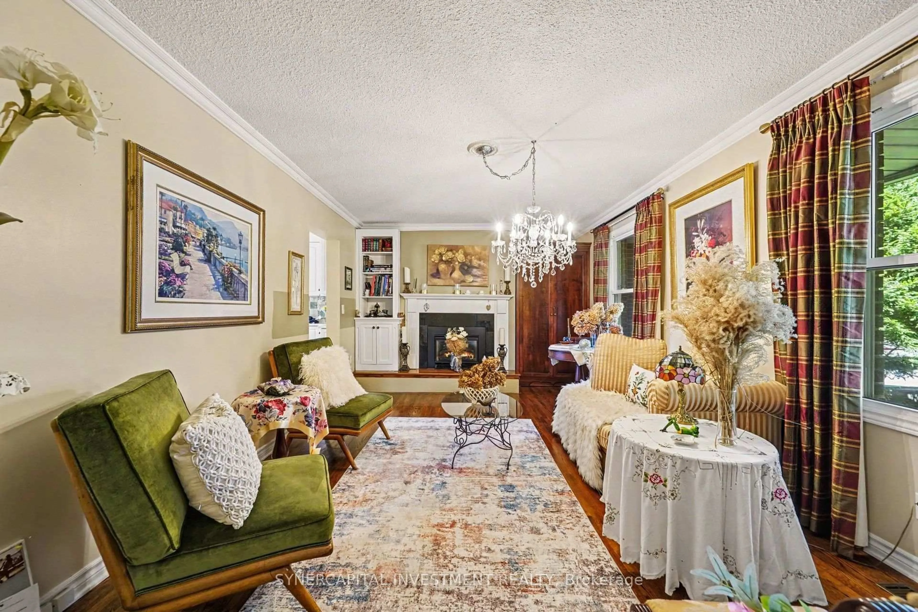 Living room with furniture, unknown for 4 Doris Ave, Ottawa Ontario K1T 3W8