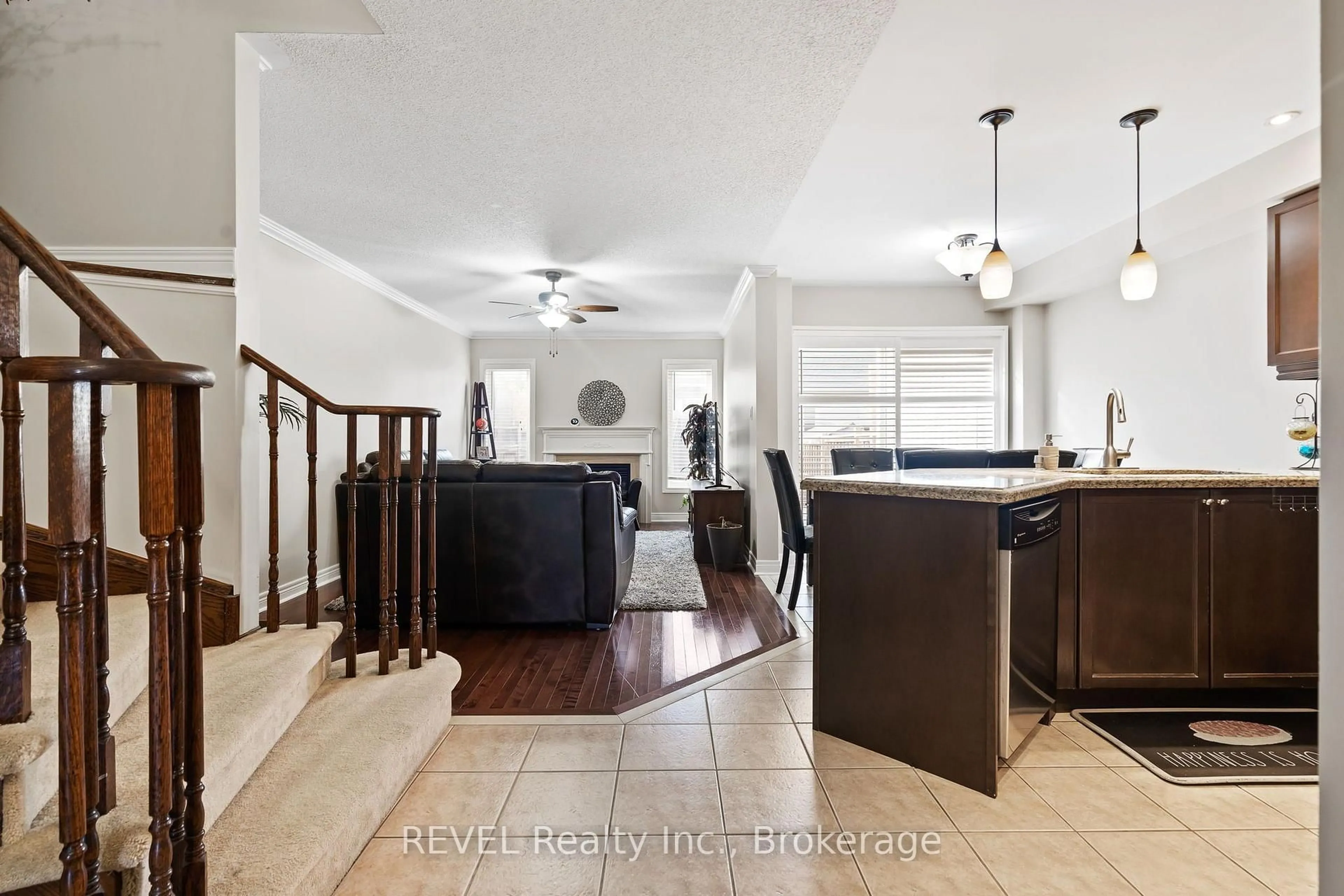 Unknown for 25 Colonel Lyall St, St. Catharines Ontario L2P 0B3