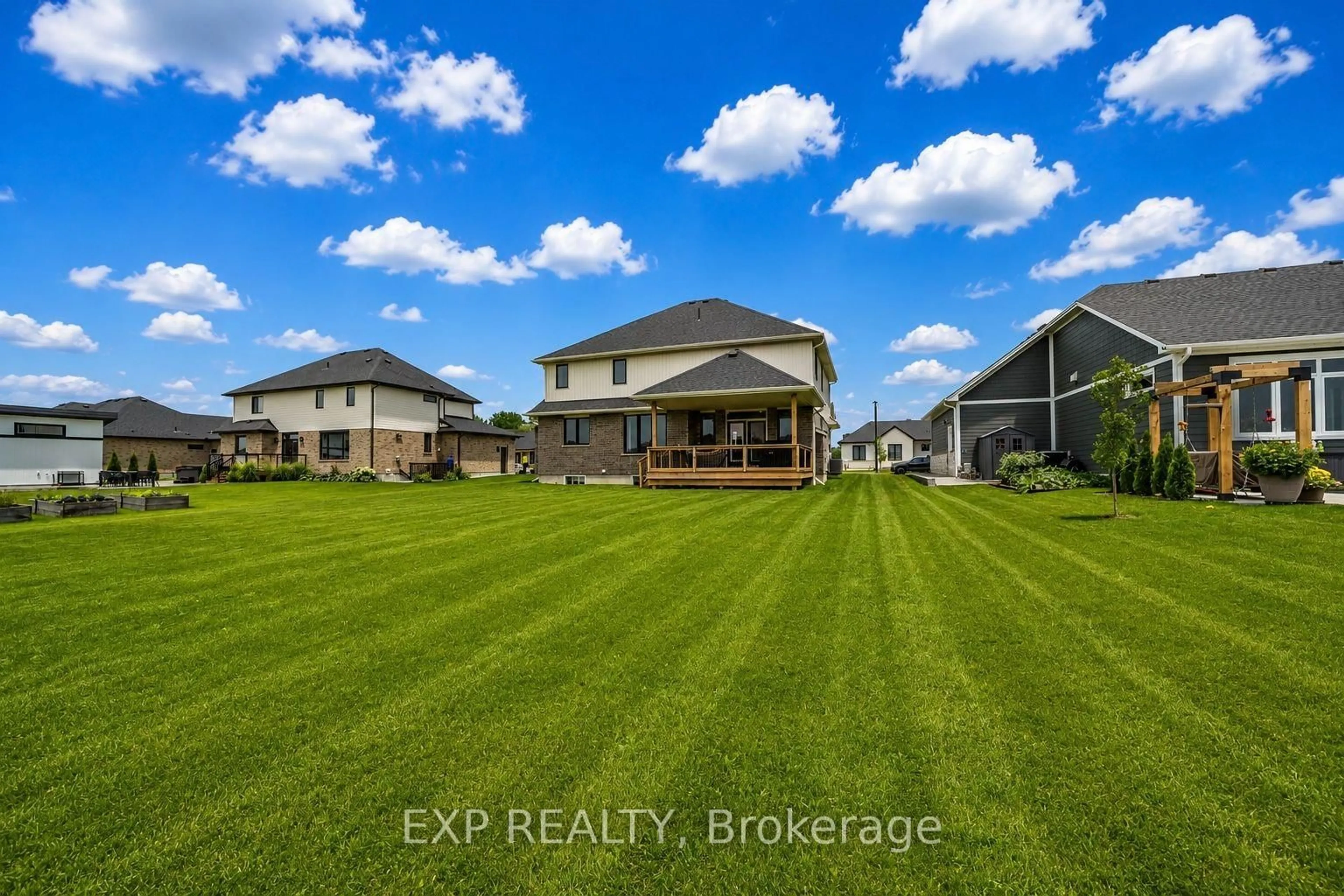 A pic from outside/outdoor area/front of a property/back of a property/a pic from drone, water/lake/river/ocean view for 120 Lila St, Dutton/Dunwich Ontario N0L 1J0