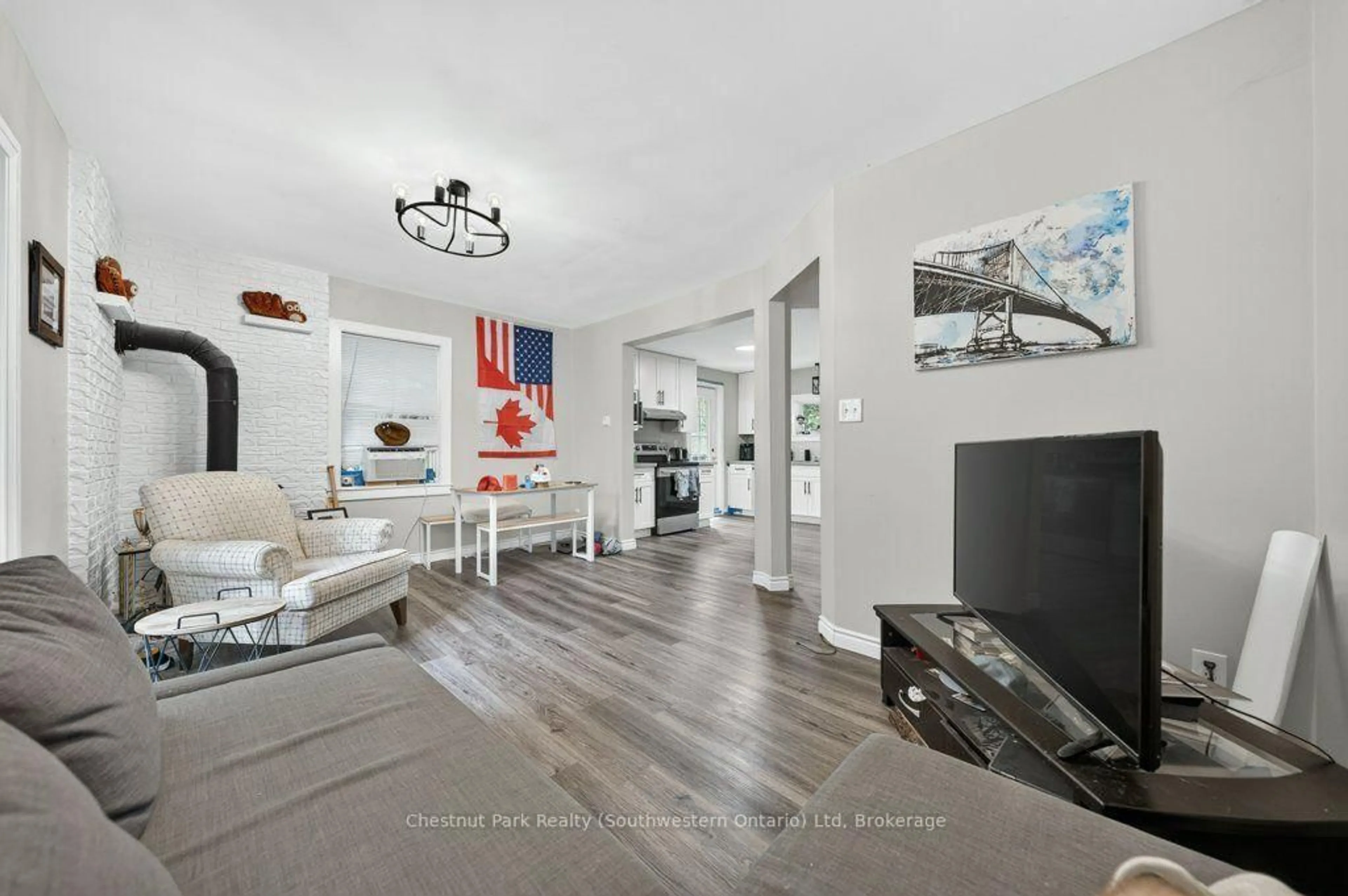 Living room with furniture, unknown for 274 Water St, Guelph Ontario N1G 1B7