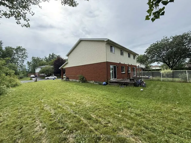 3055 Northdale Dr, Cornwall 2
