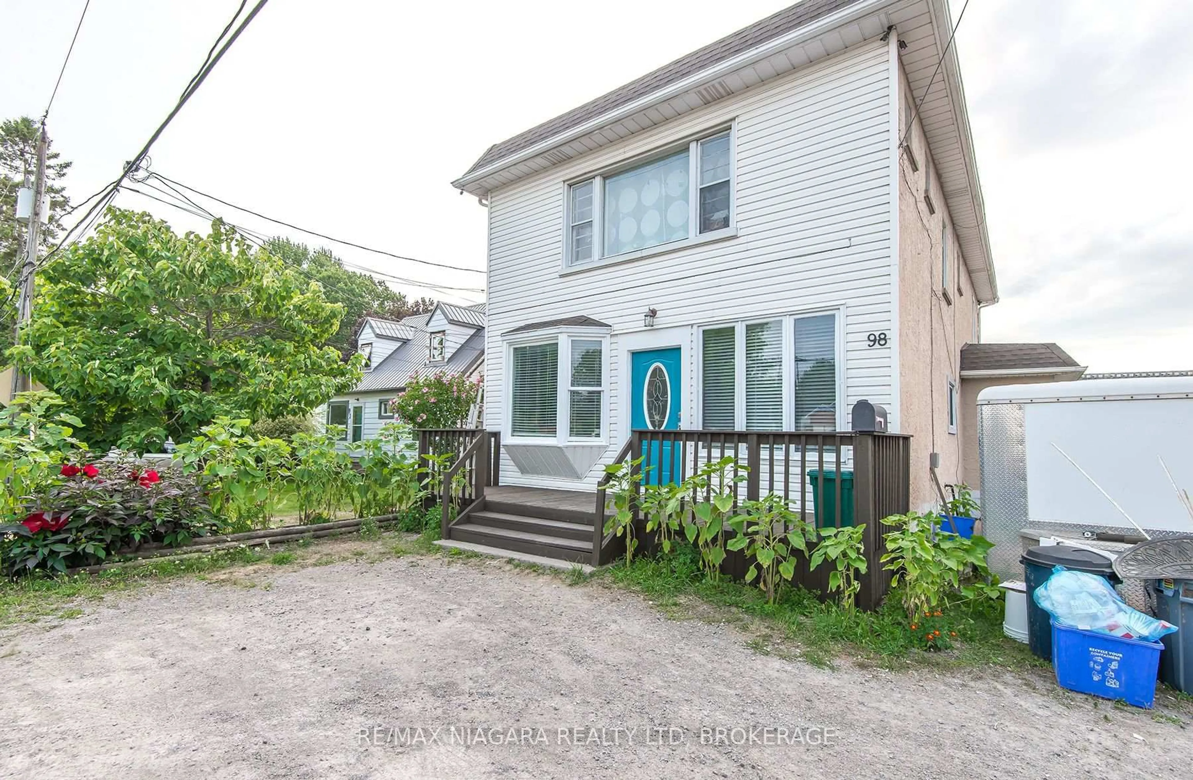 Unknown for 98 Chippawa Rd, Port Colborne Ontario L3K 1T5