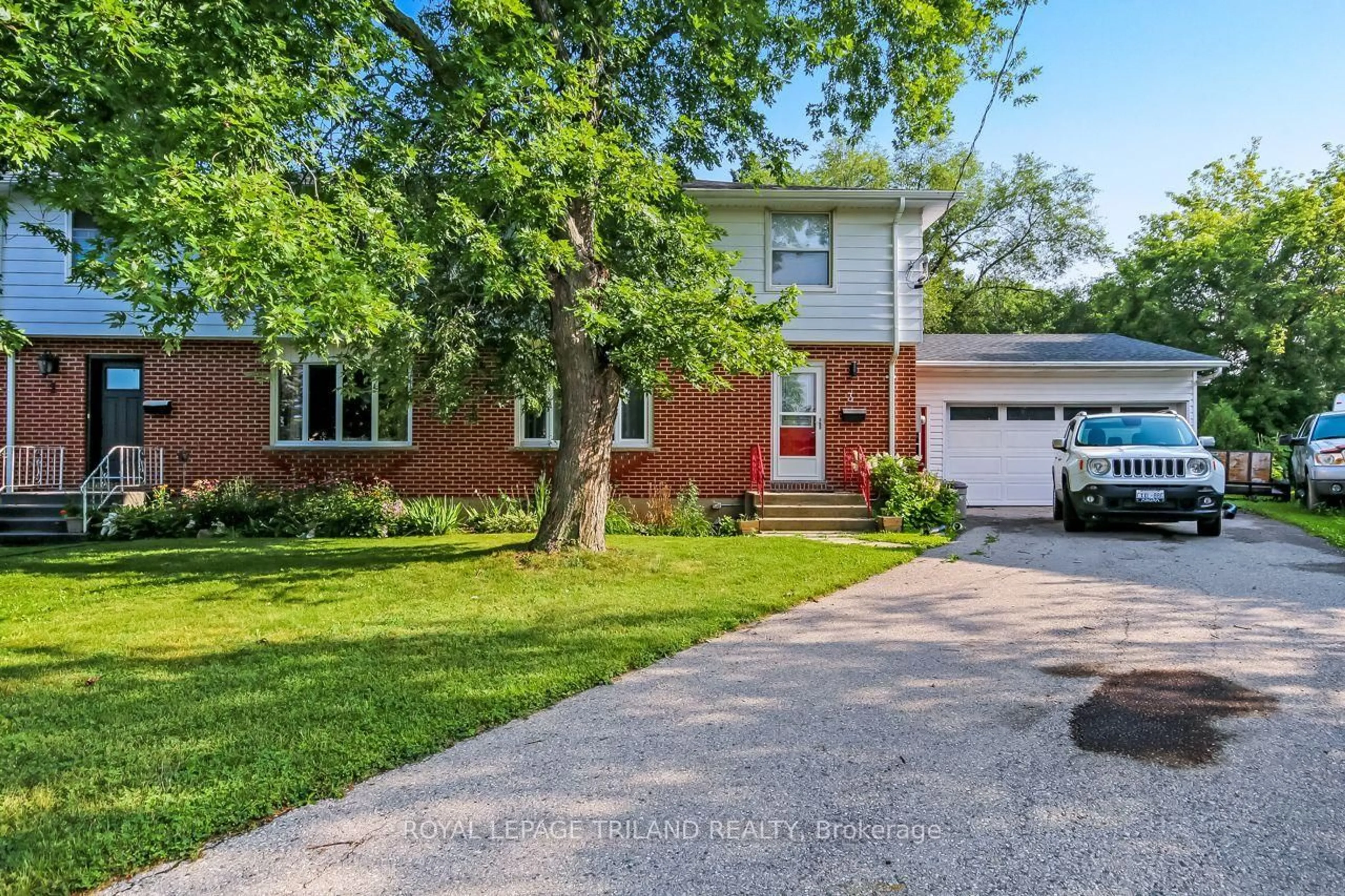 Home with brick exterior material, street for 3 Gregory Pl, St. Thomas Ontario N5R 4S4