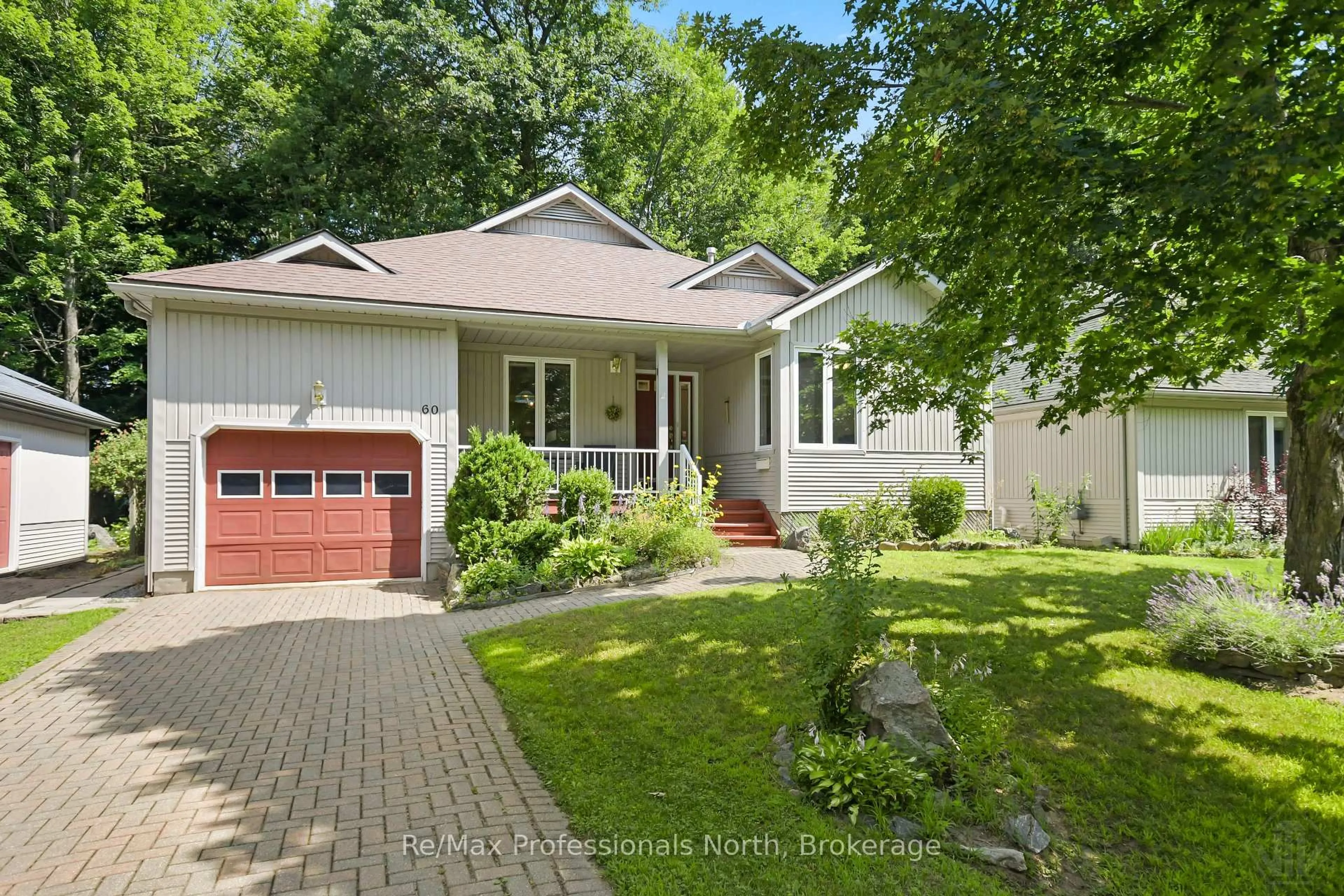 Unknown for 60 Pineridge Gate, Gravenhurst Ontario P1P 1Y4