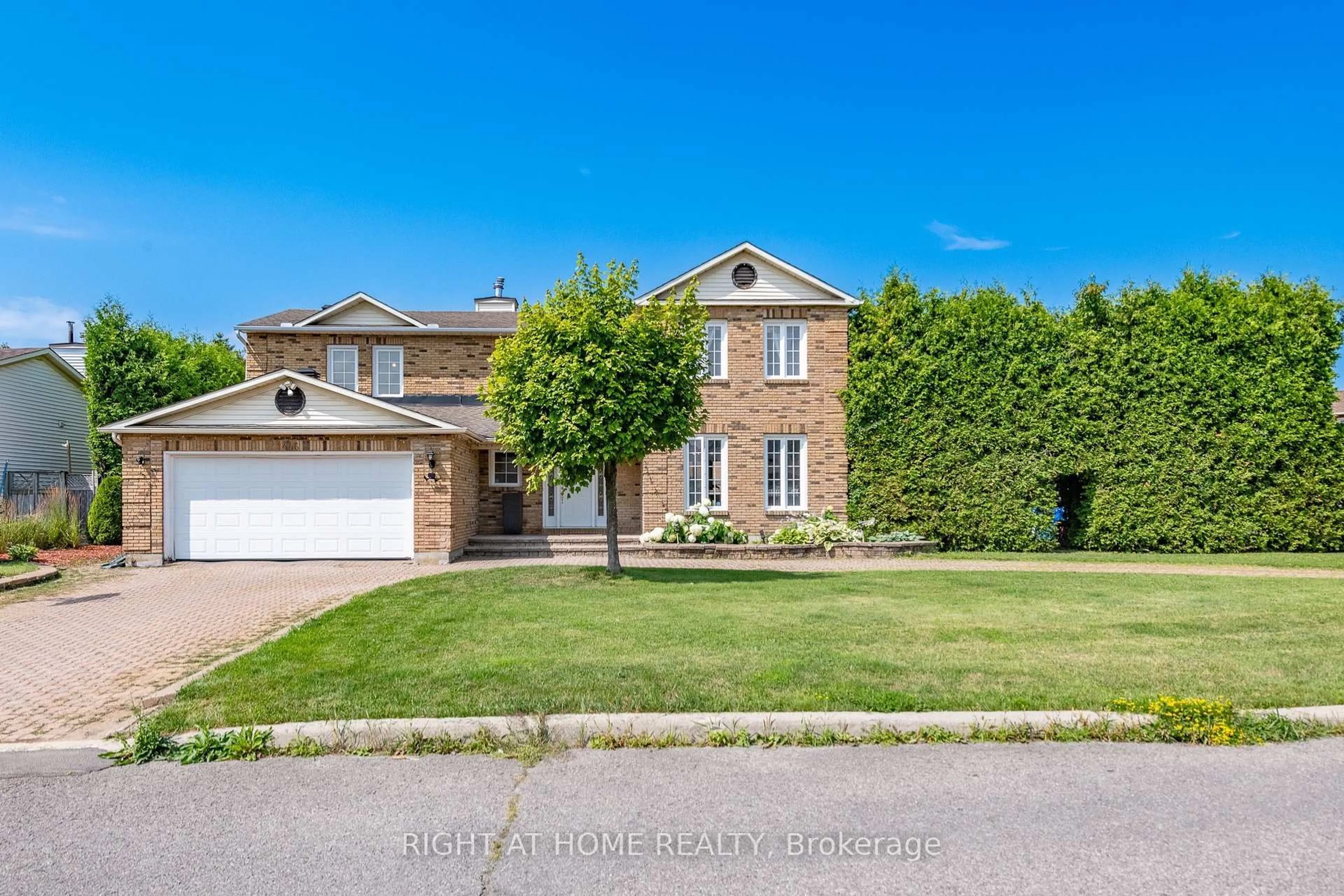A pic from outside/outdoor area/front of a property/back of a property/a pic from drone, street for 1446 Bourcier Dr, Orleans Ontario K1E 3J9