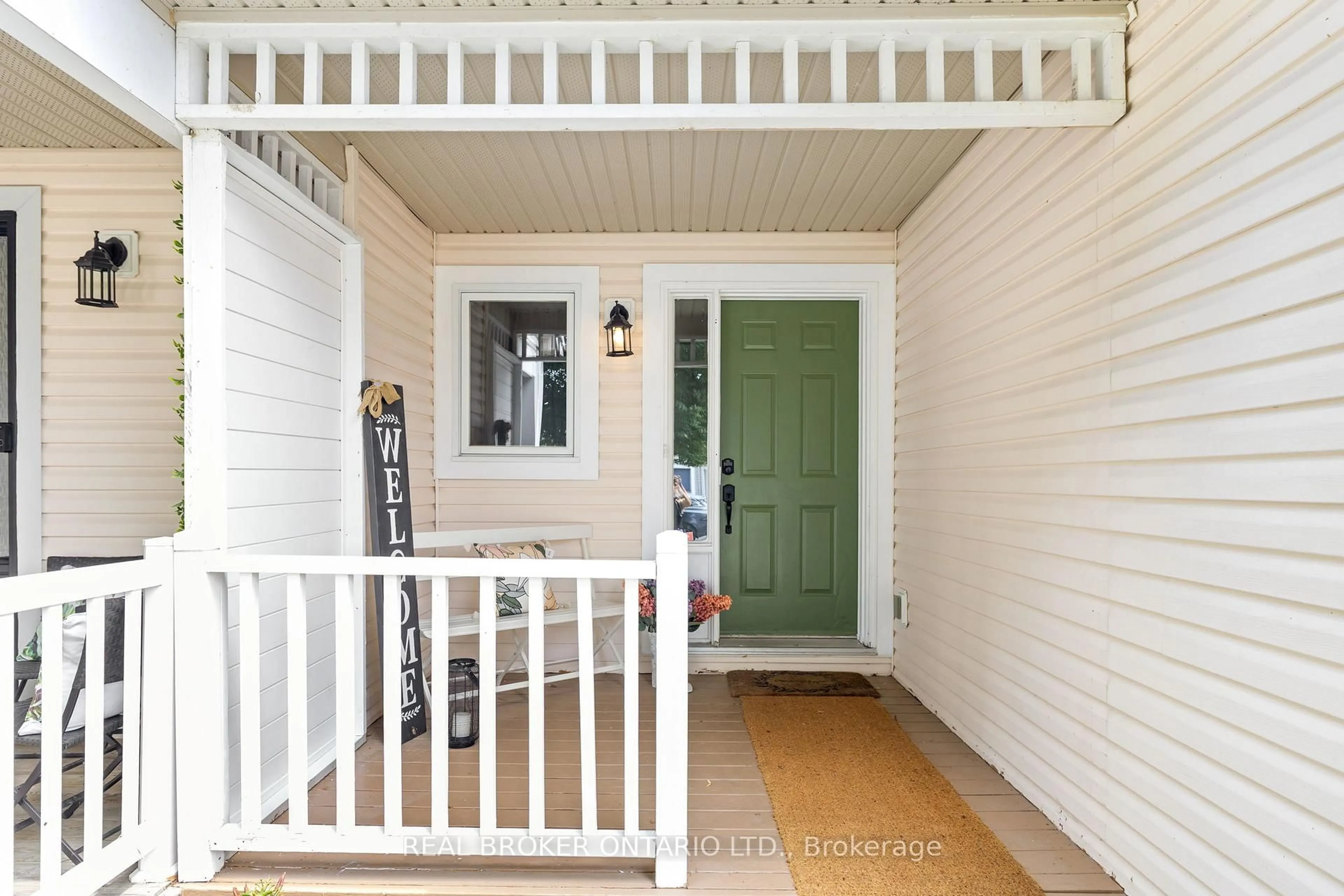 Indoor entryway for 149 Crampton Dr, Carleton Place Ontario K7C 4P5