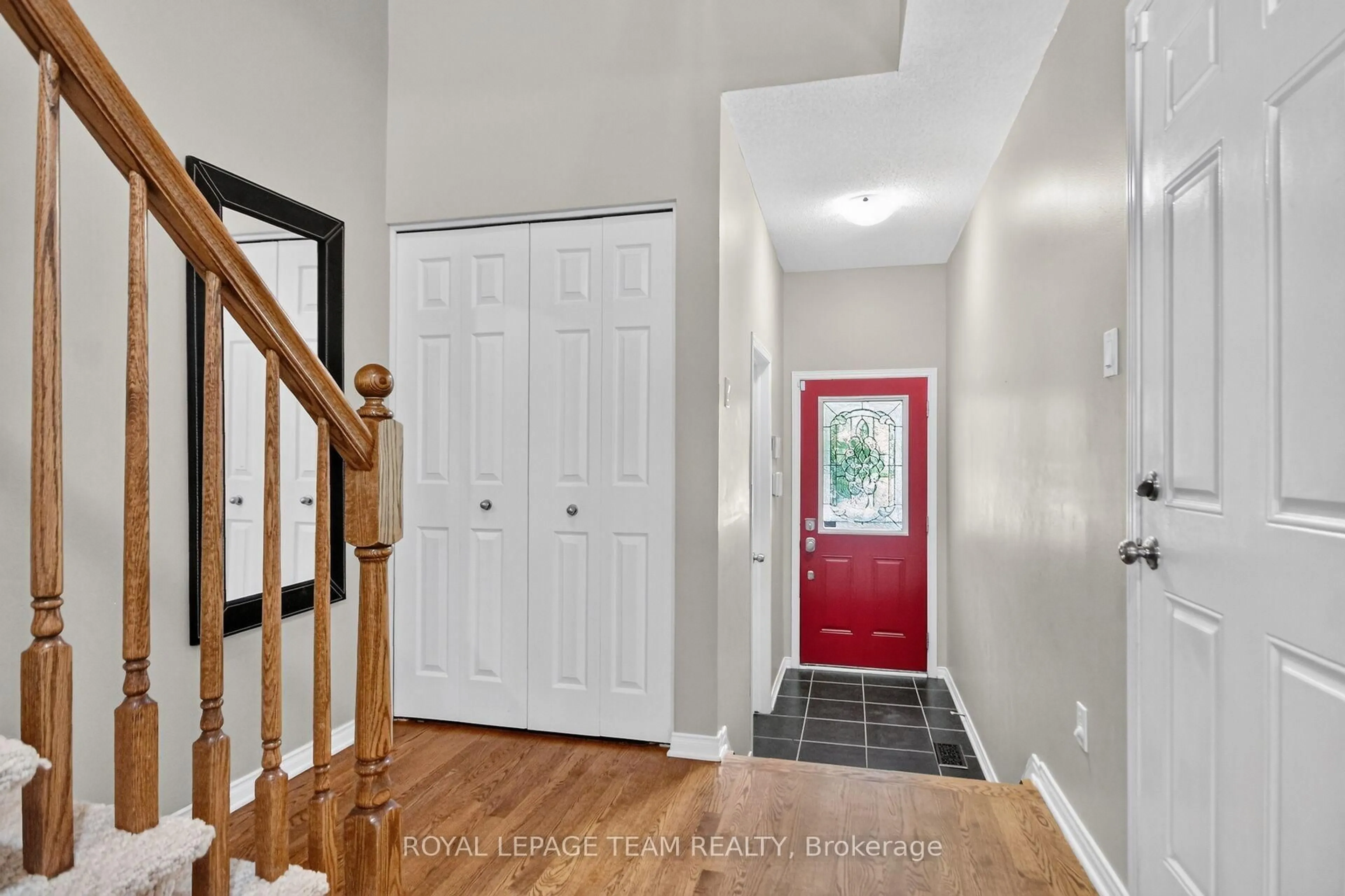 Indoor entryway for 395 Brigitta St, Ottawa Ontario K2S 0J5