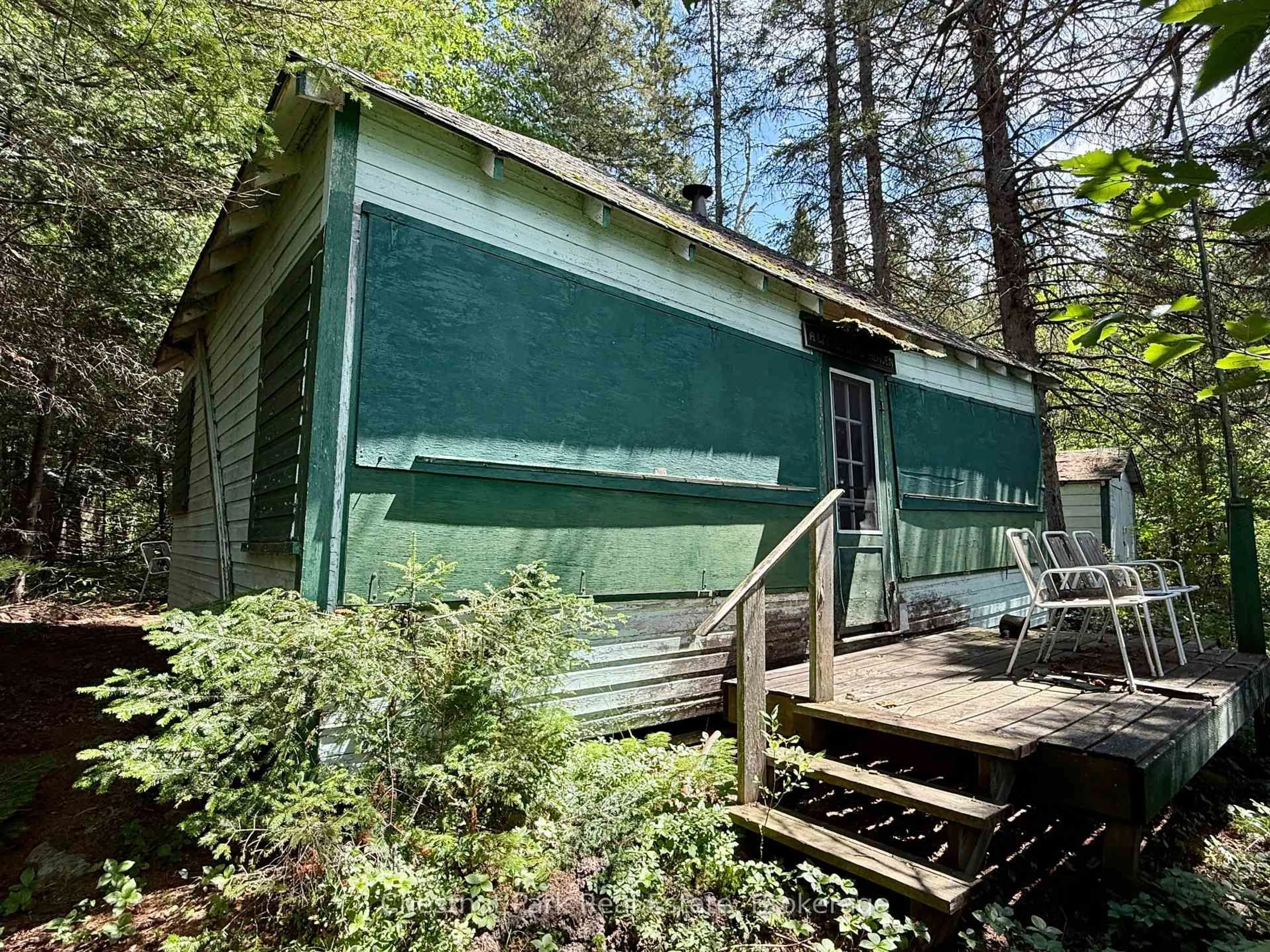 Shed for 17 Whitefish Lake APL1582, Algonquin Highlands Ontario K0J 2M0