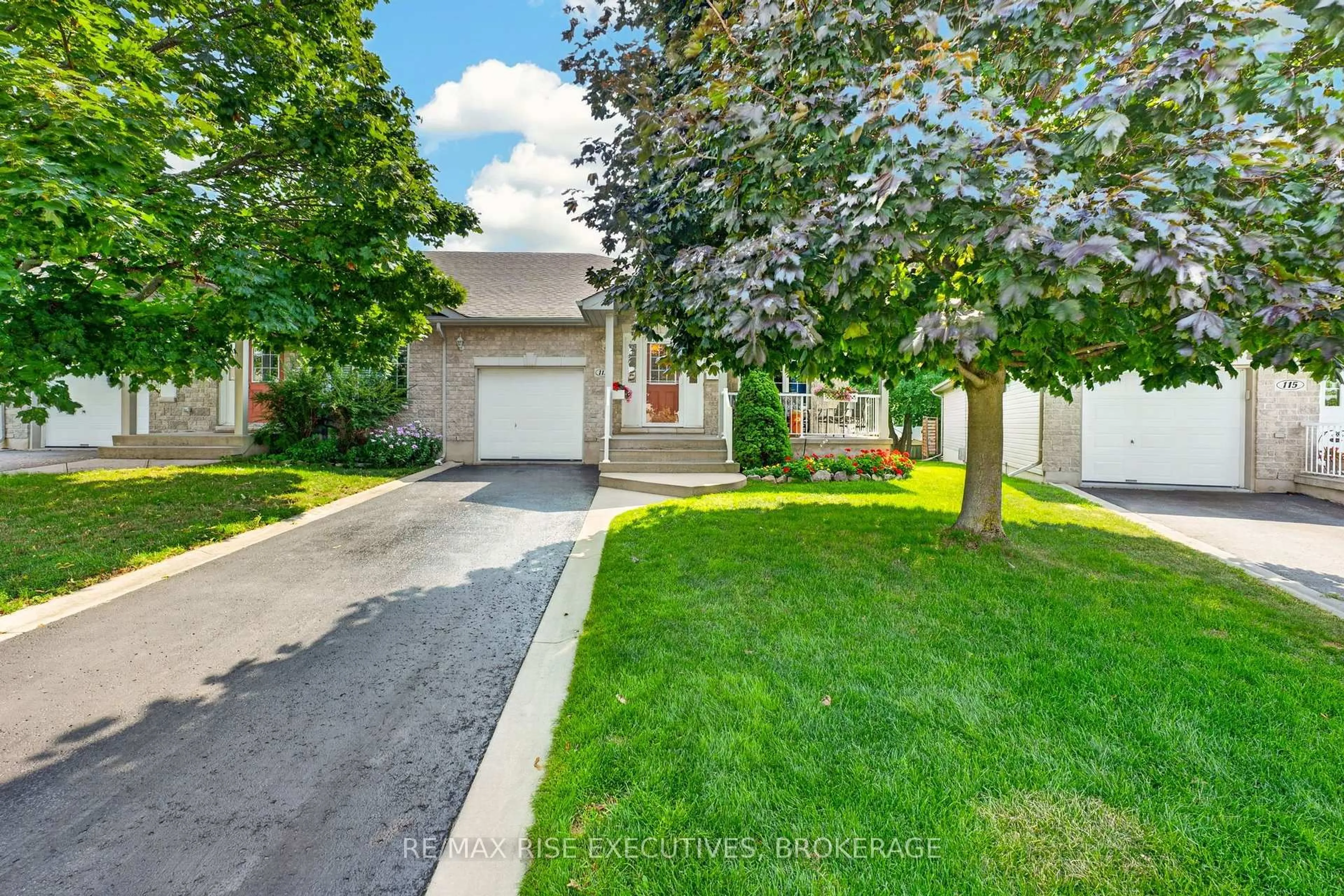 A pic from outside/outdoor area/front of a property/back of a property/a pic from drone, street for 113 Ellesmeer Ave, Kingston Ontario K7P 3H9