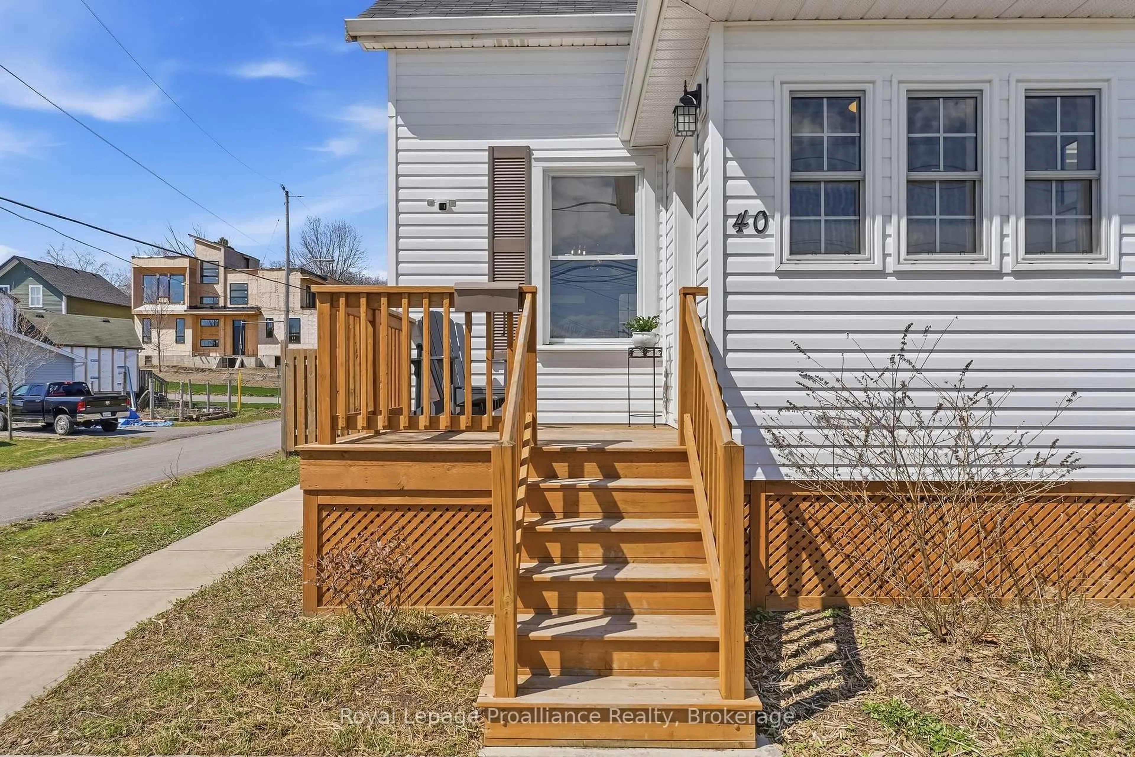Unknown for 40 Smith St, Port Hope Ontario L1A 3A4