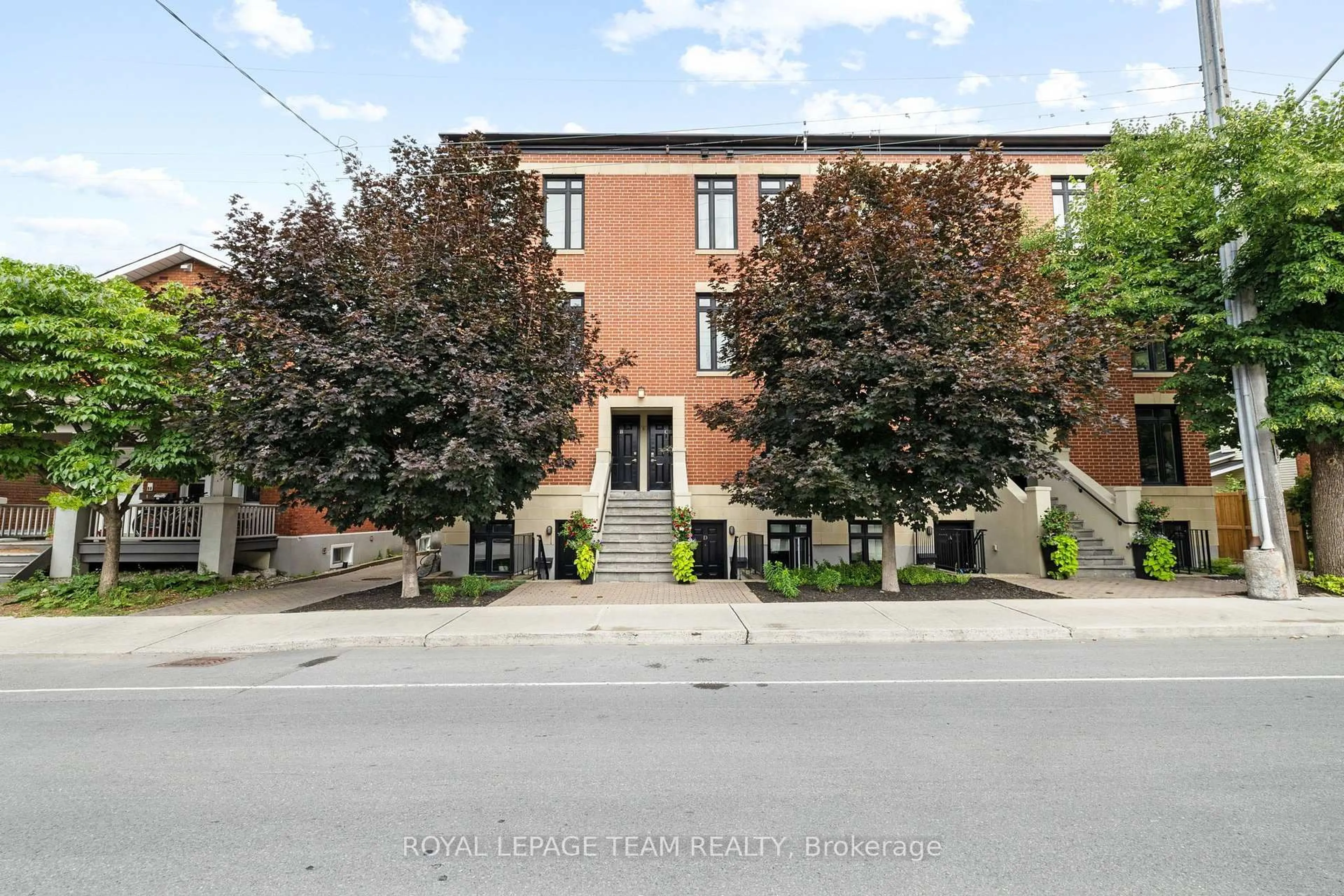Patio, street for 31 Springfield Rd #C, Ottawa Ontario K1M 1C8