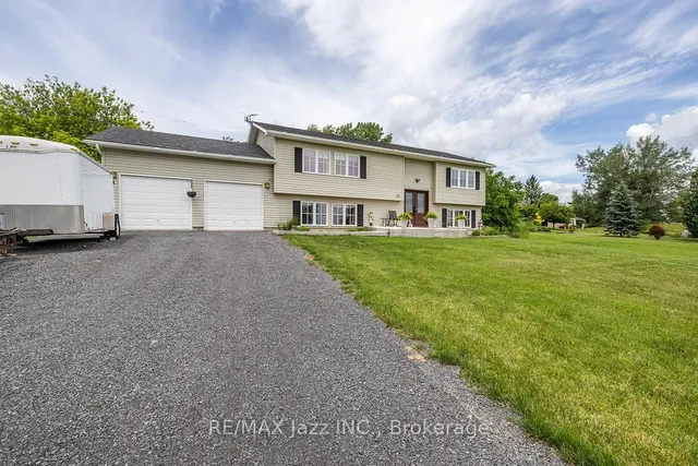 23 Bayview Dr, Napanee 2