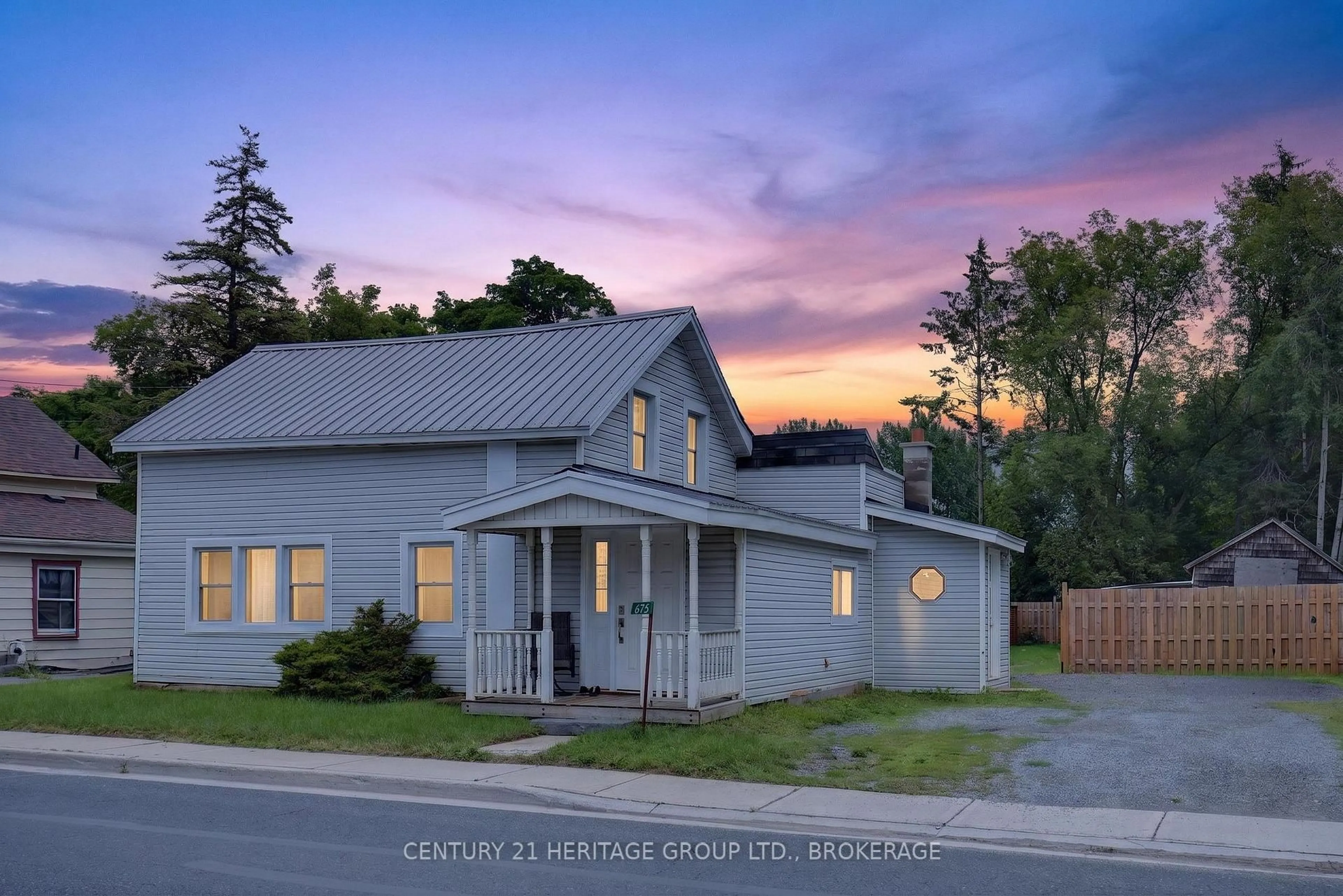A pic from outside/outdoor area/front of a property/back of a property/a pic from drone, street for 6756 Hwy 38 Highway, Verona Ontario K0H 2W0