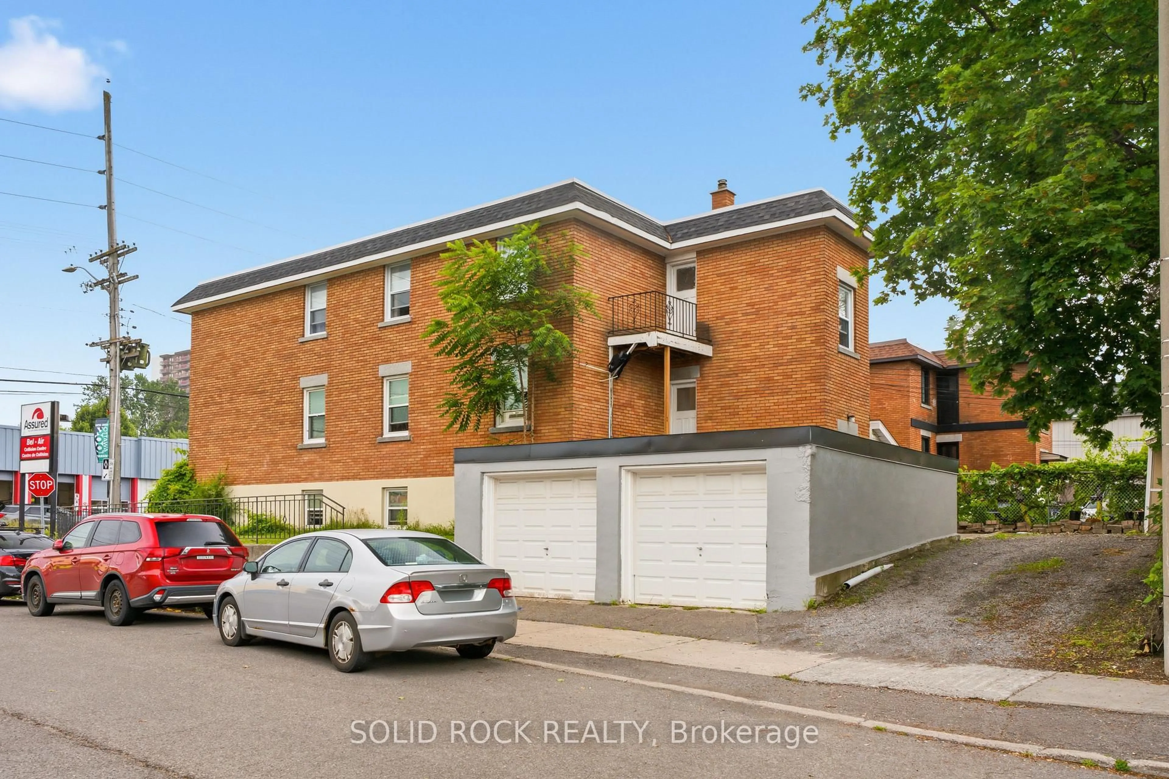 Home with brick exterior material, street for 289 Mcarthur Ave, Ottawa Ontario K1L 6P3