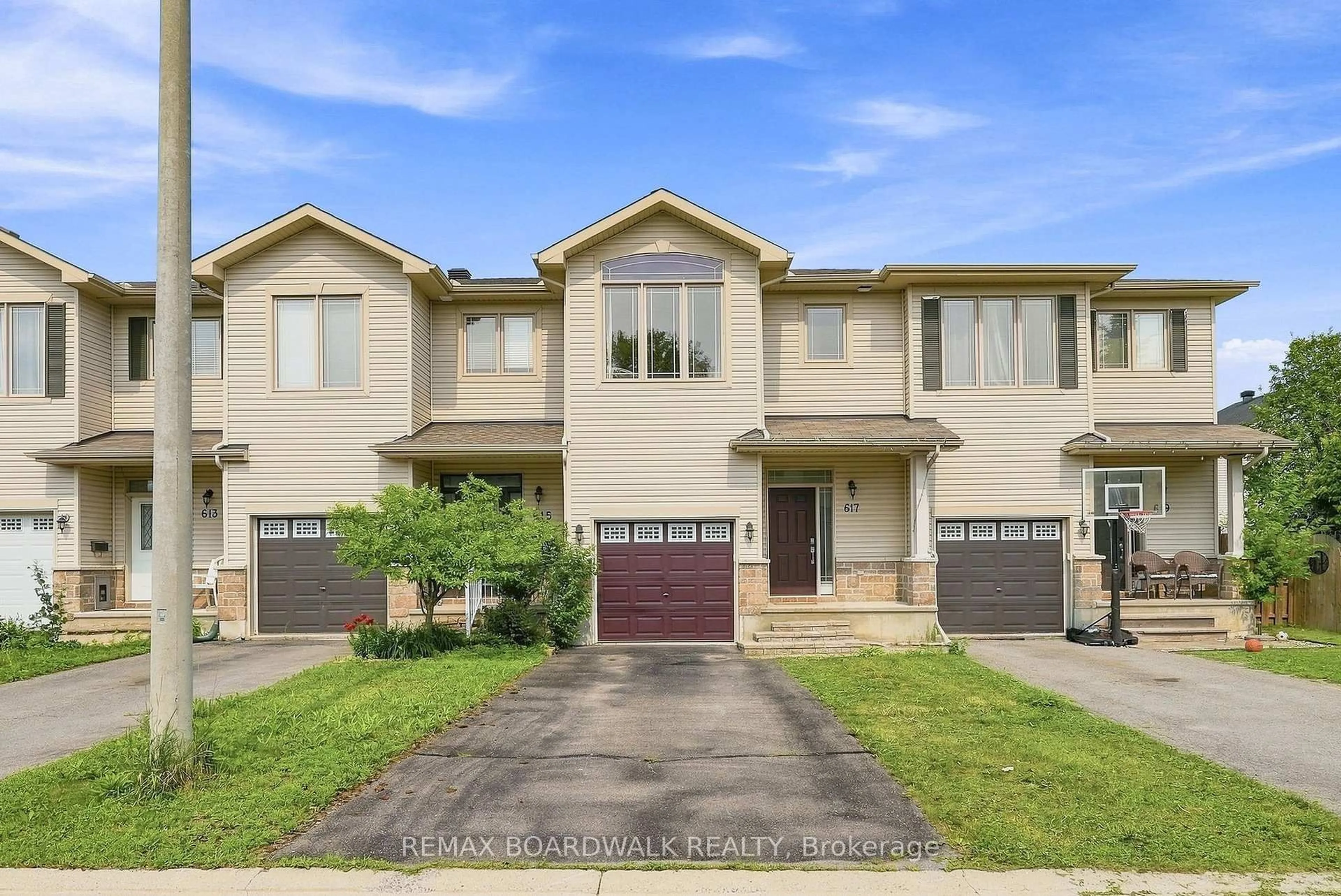 Home with brick exterior material, street for 617 Spikemoss Pl, Ottawa Ontario K4A 0C9