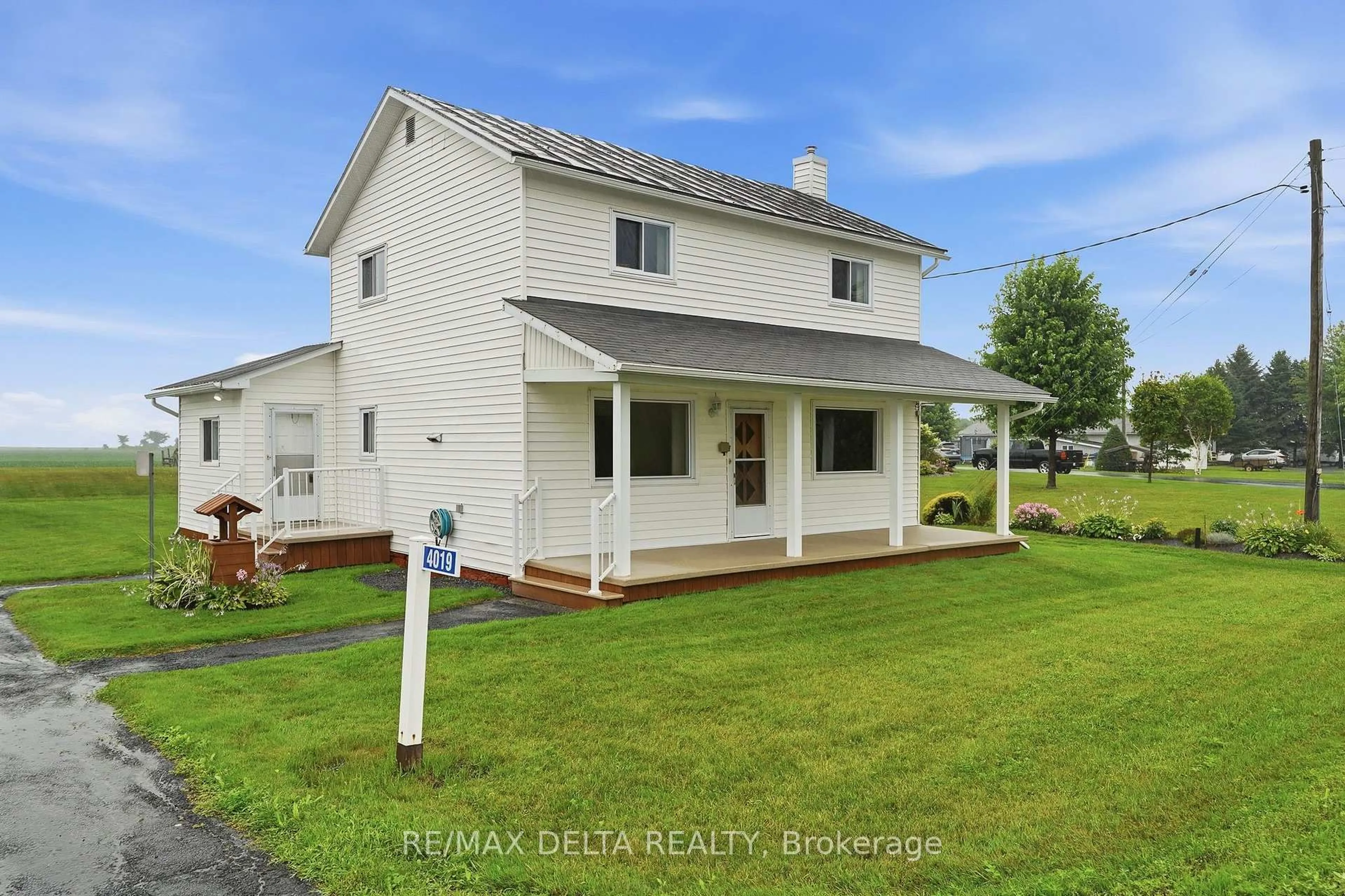A pic from outside/outdoor area/front of a property/back of a property/a pic from drone, street for 4019 County Rd. 9 Rd, The Nation Ontario K0C 2B0