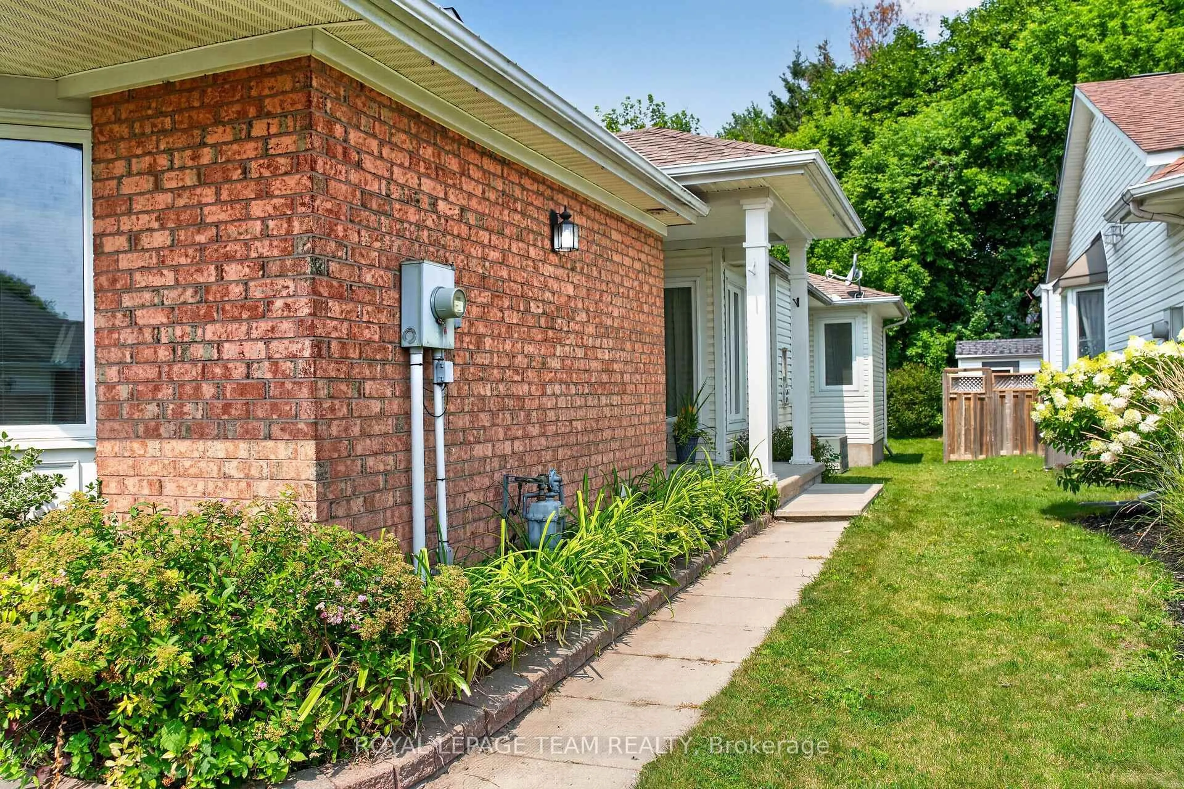 Home with brick exterior material, street for 35 Billingham Cres, Ottawa Ontario K2K 2T7