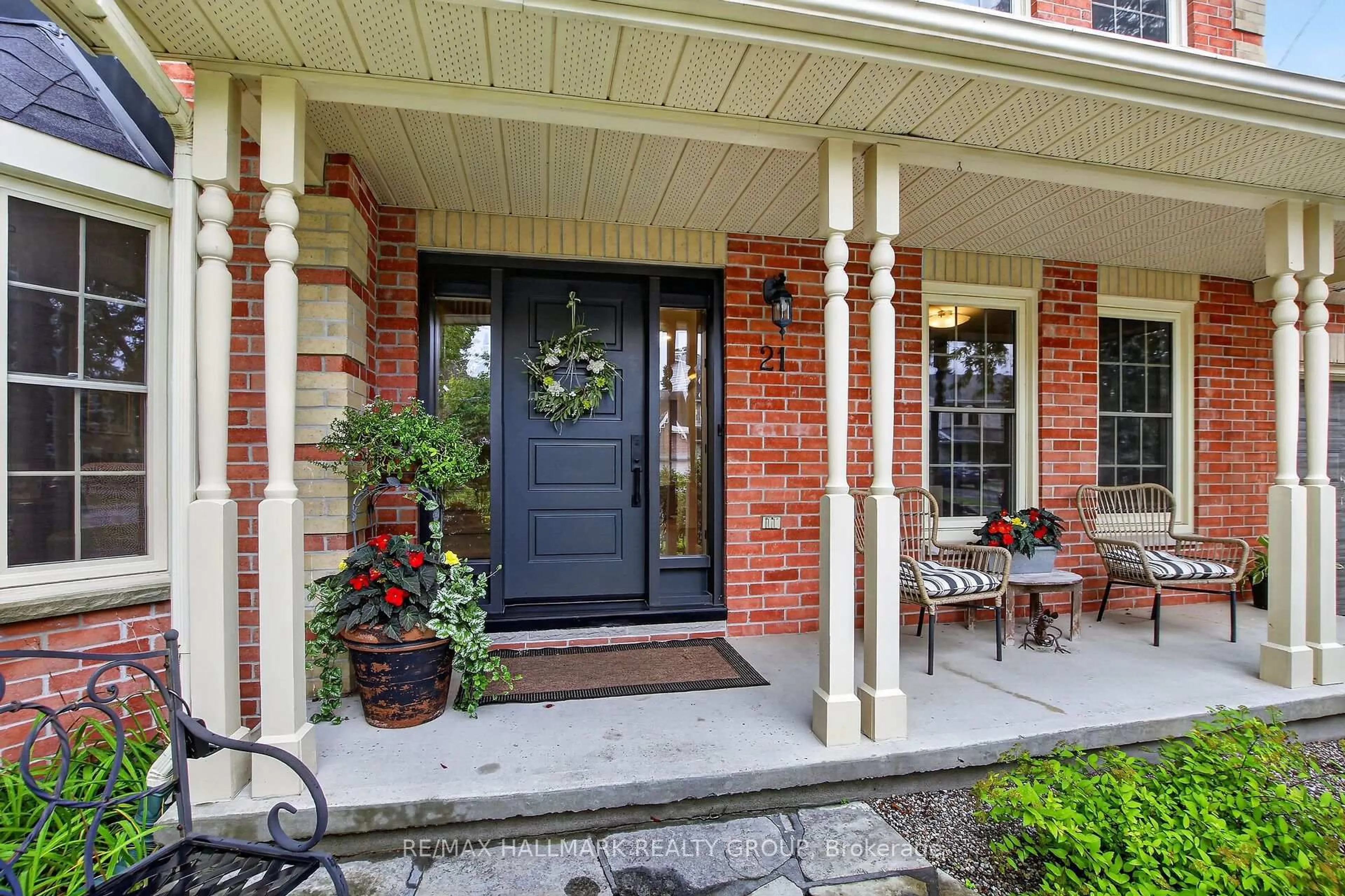 Unknown for 21 Delamere Dr, Stittsville Ontario K2S 1G7