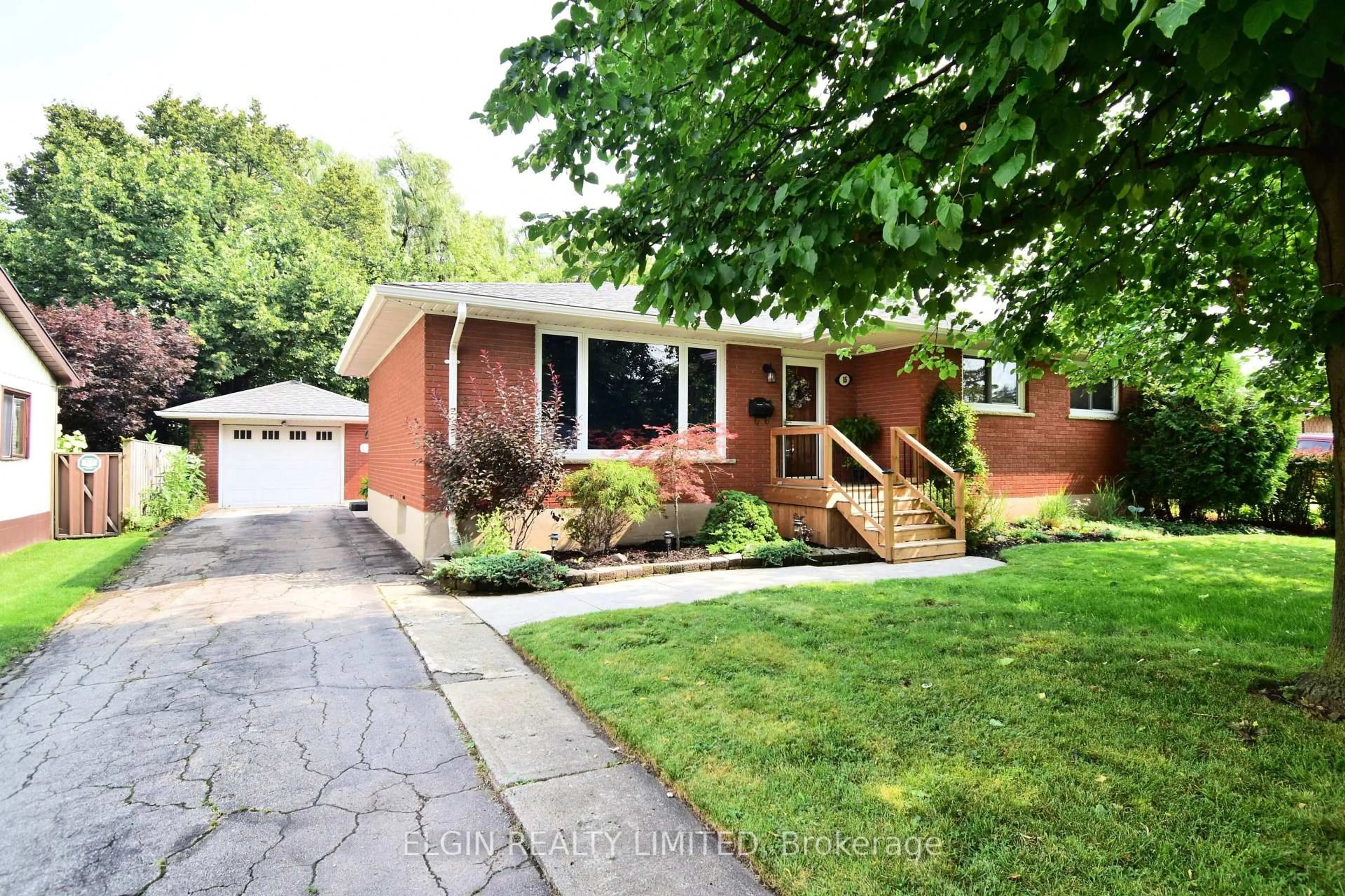 Home with brick exterior material, street for 15 Steele St, St. Thomas Ontario N5R 2Y2
