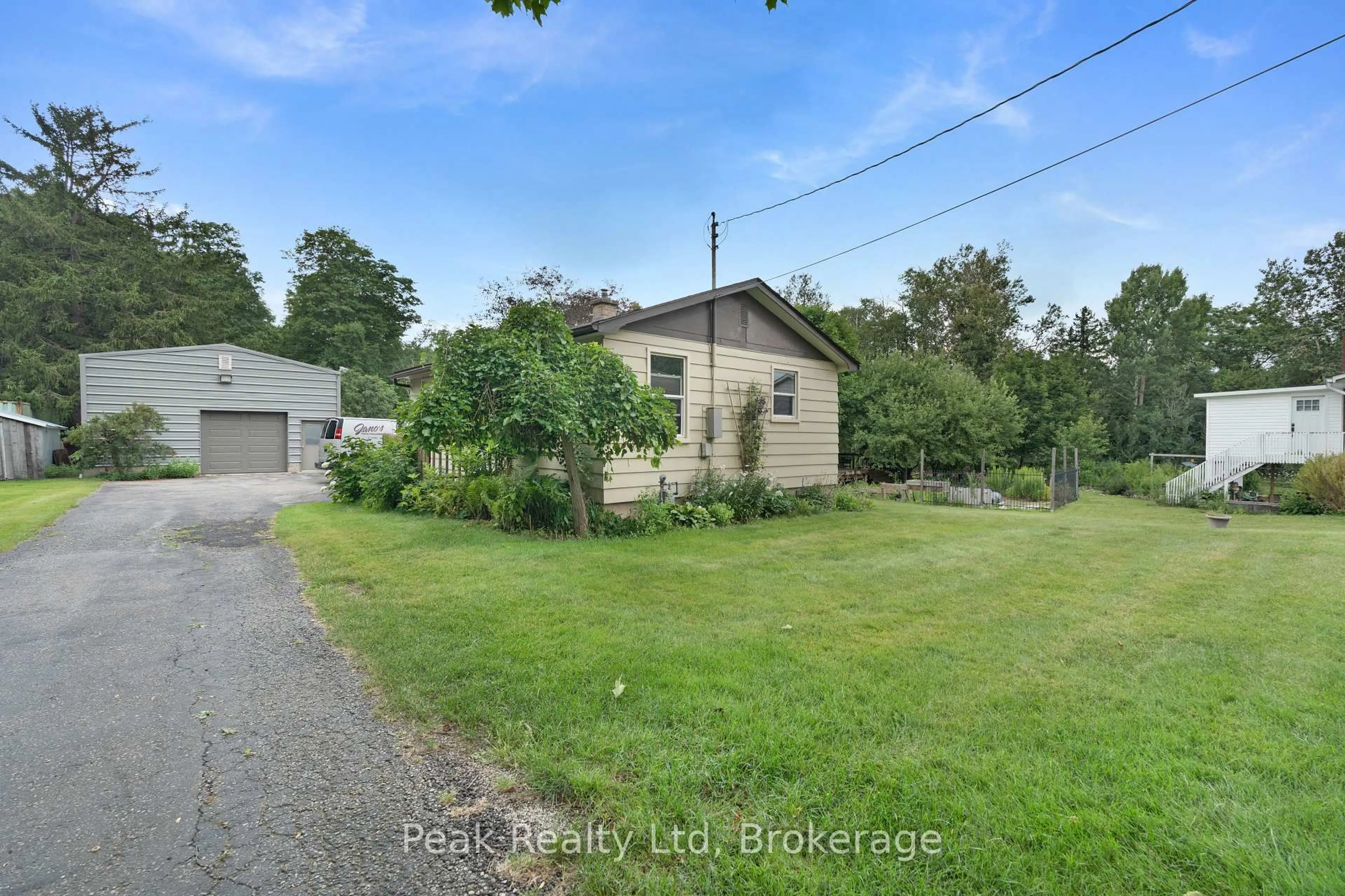 A pic from outside/outdoor area/front of a property/back of a property/a pic from drone, water/lake/river/ocean view for 11645 KING St, Woolwich Ontario N0B 2N0