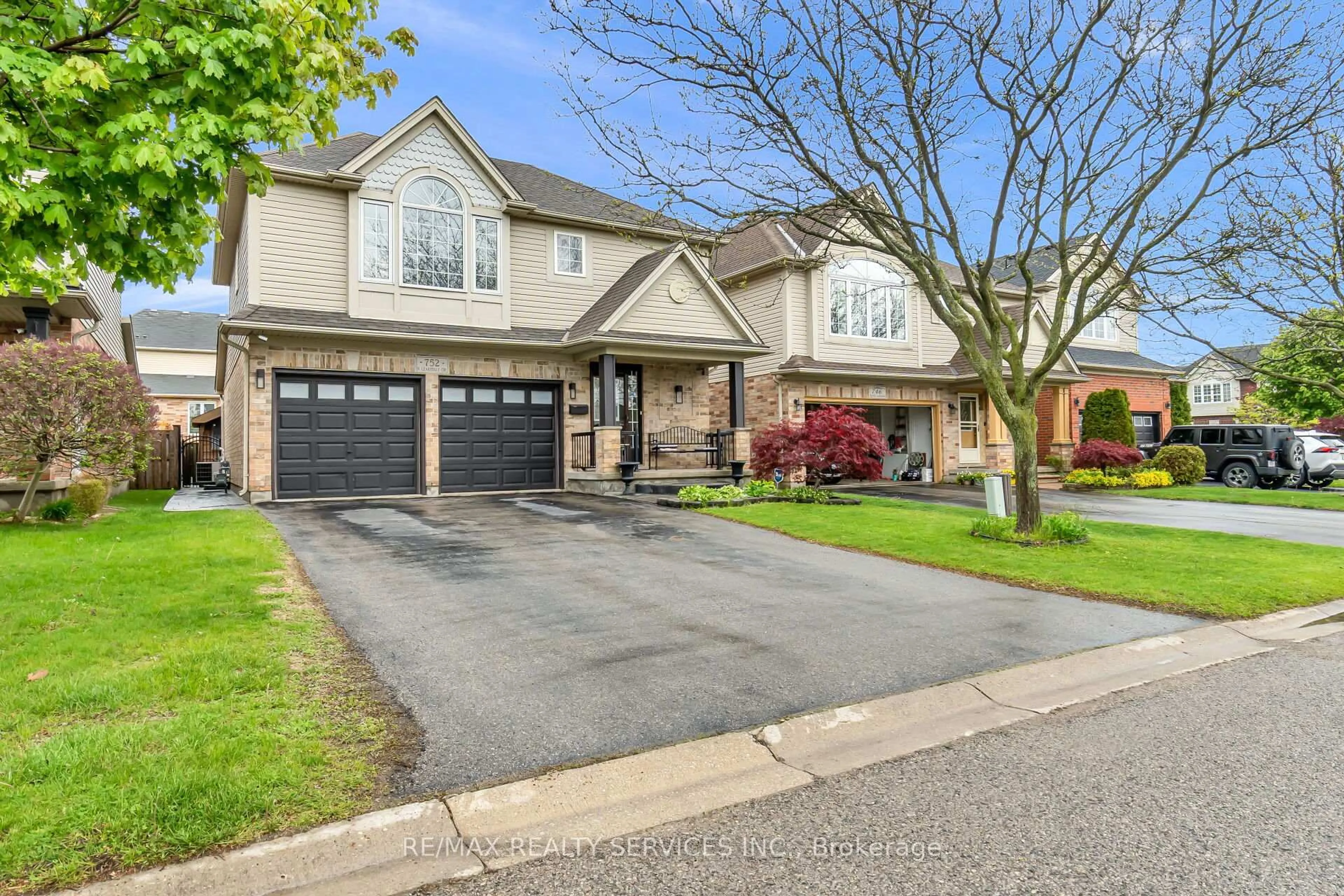 Home with brick exterior material, street for 752 North Leaksdale Circ, London South Ontario N6M 1M1