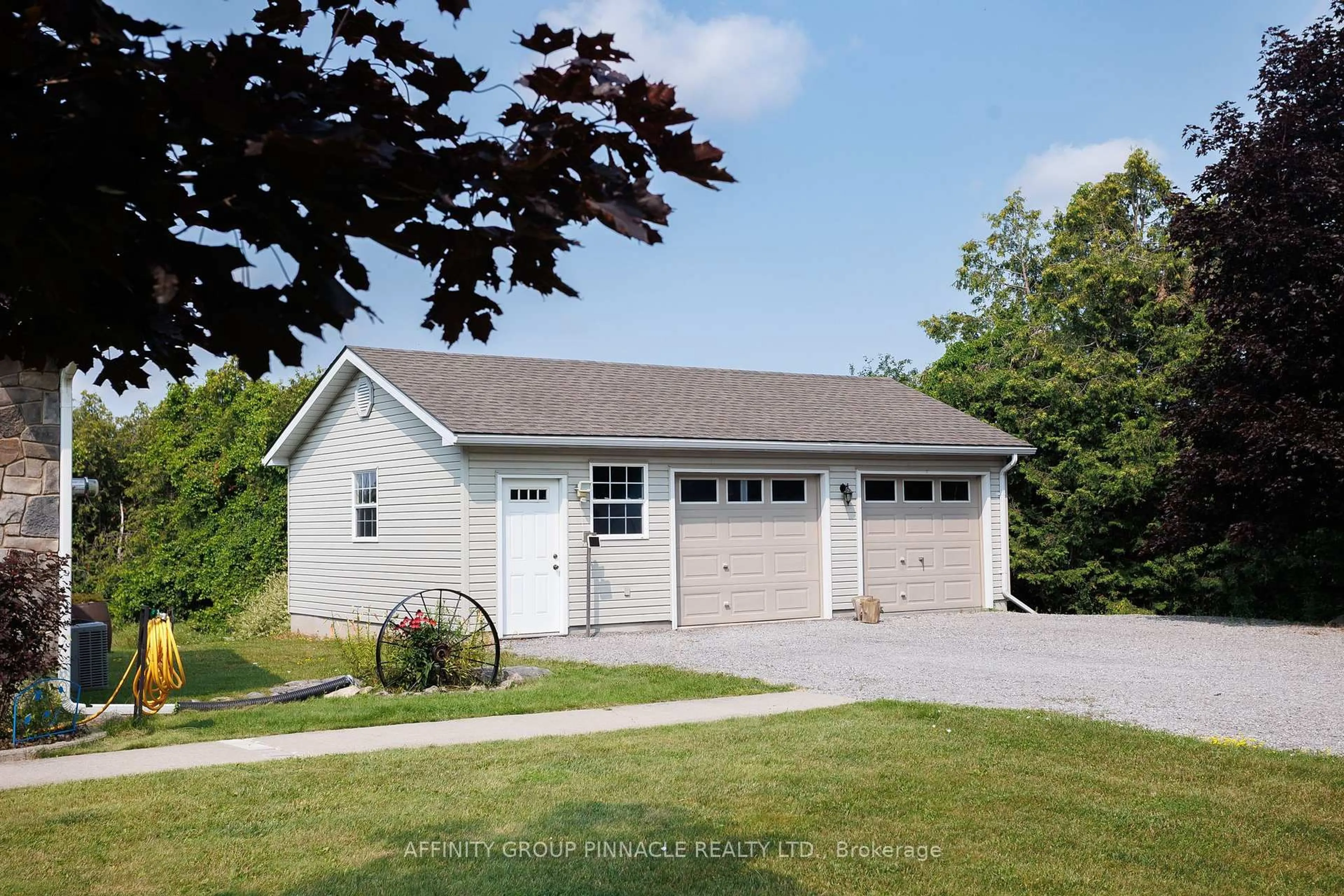 Indoor garage for 243 Fairbairn Rd, Kawartha Lakes Ontario K0M 1A0