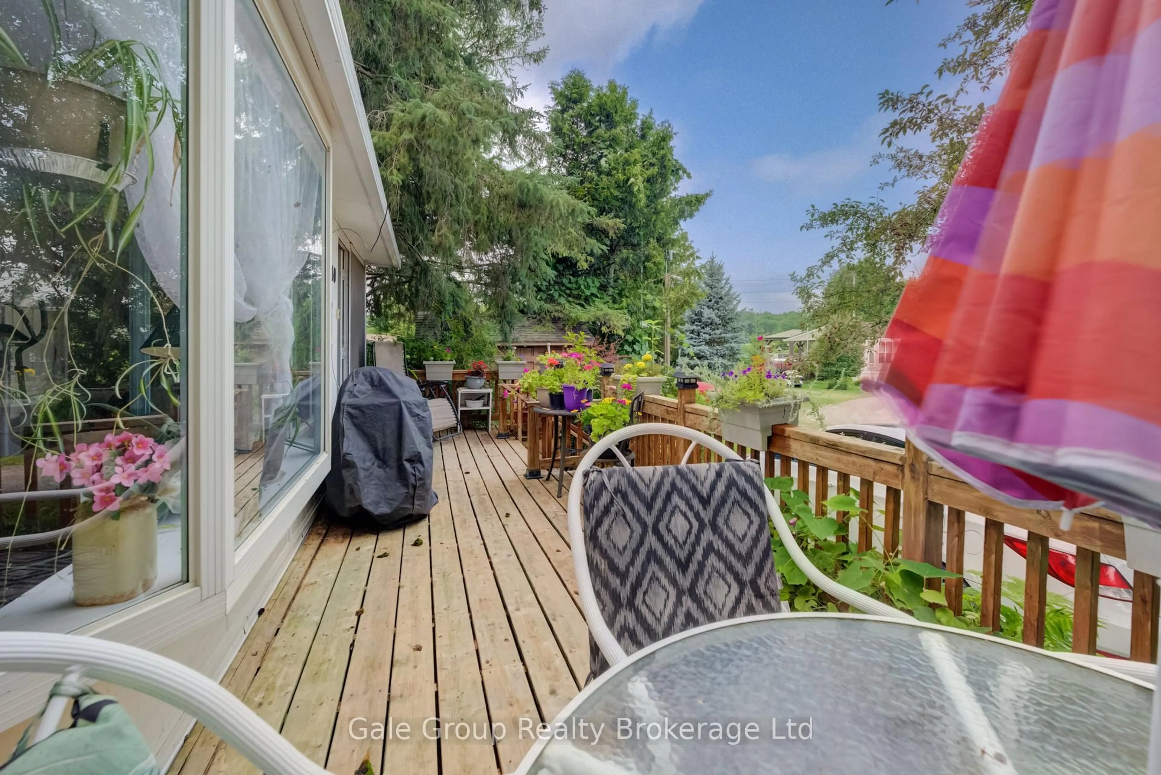 Patio, water/lake/river/ocean view for 495856 10th Line #40, East Zorra-Tavistock Ontario N4S 7V7