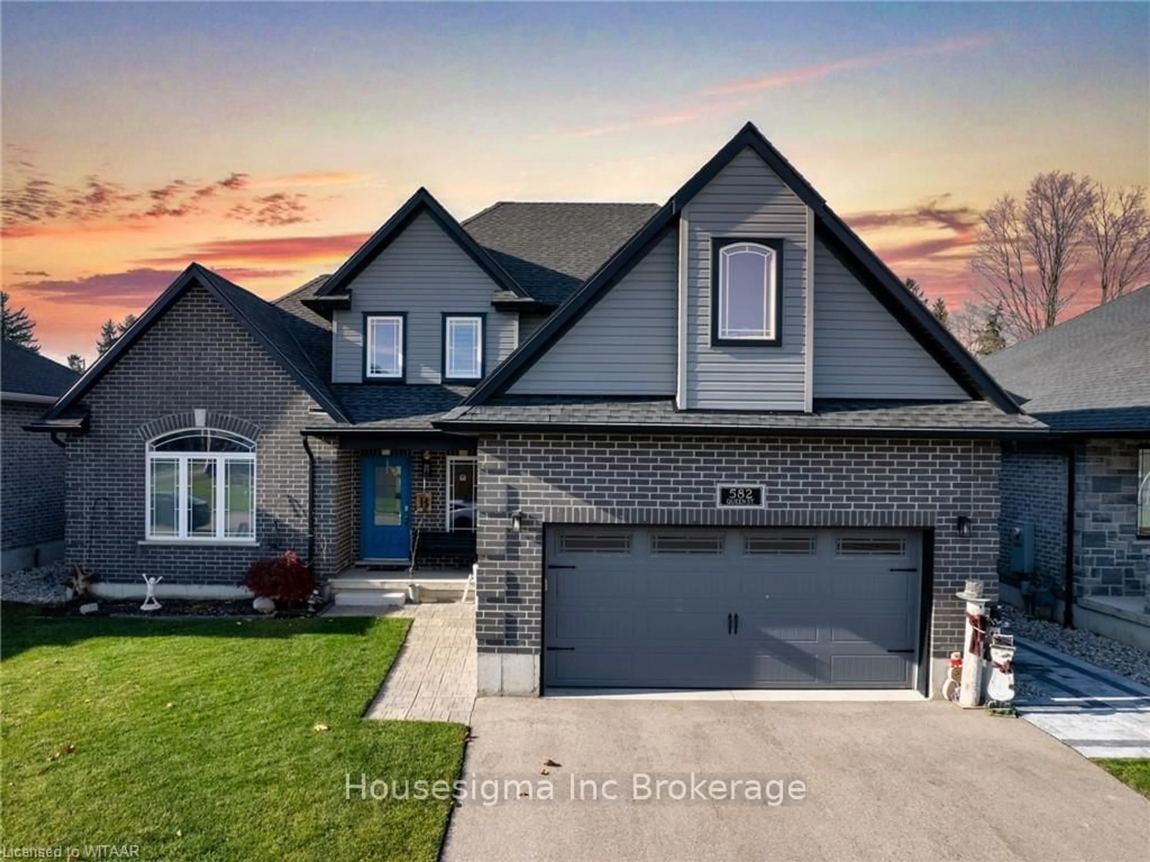 Home with brick exterior material, street for 582 QUEEN St, East Zorra-Tavistock Ontario N0J 1M0